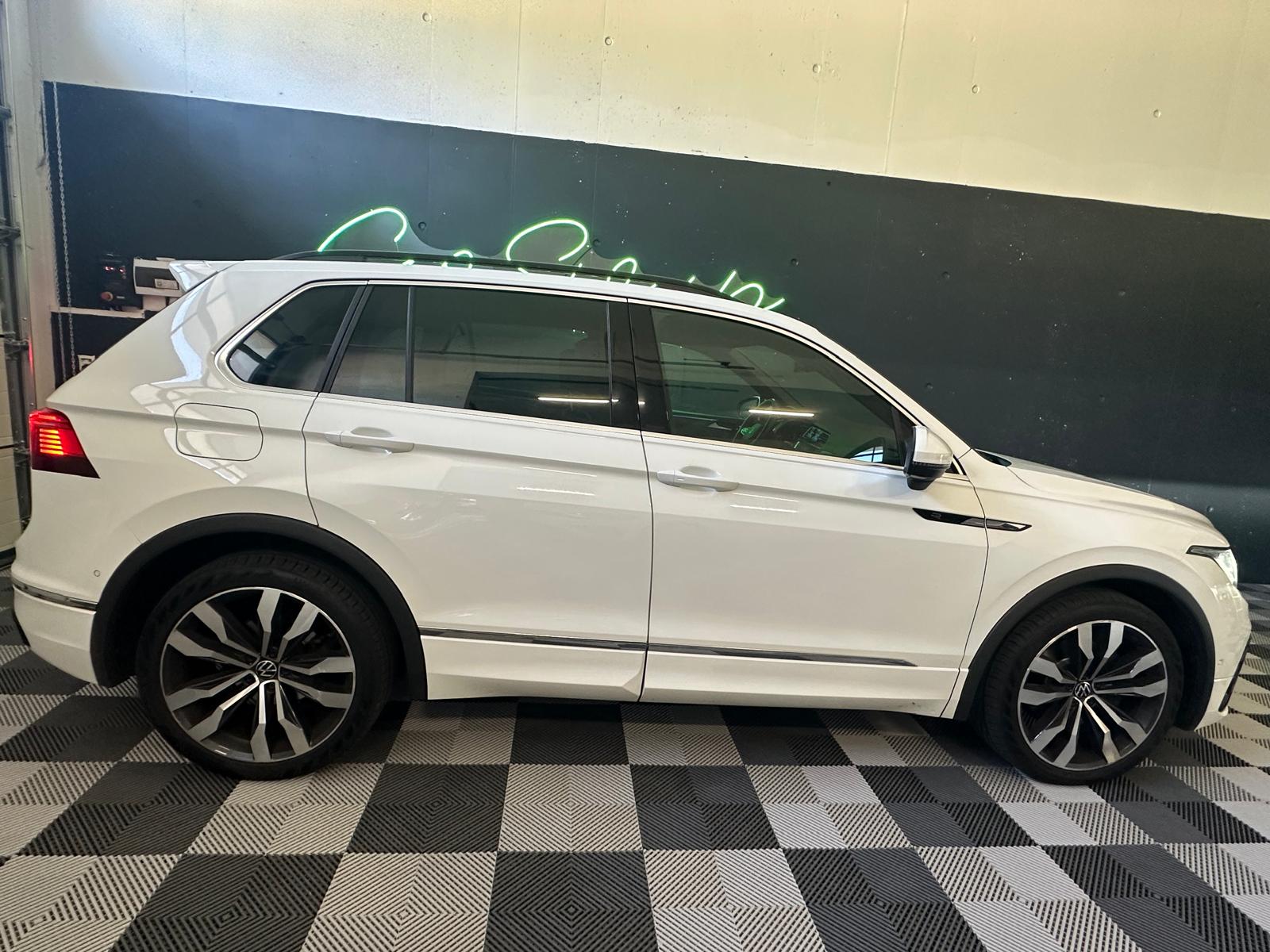 VW Tiguan 2.0 TDI SCR R-Line 4Motion DSG-image-6