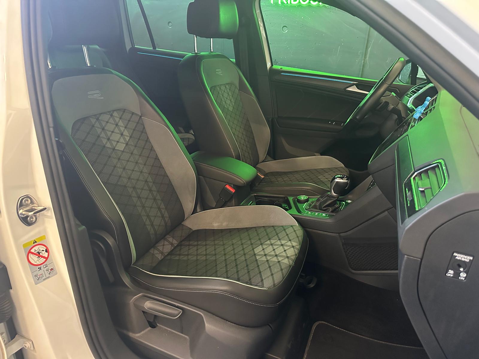VW Tiguan 2.0 TDI SCR R-Line 4Motion DSG-image-12