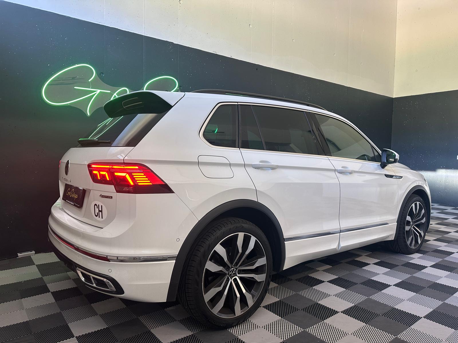 VW Tiguan 2.0 TDI SCR R-Line 4Motion DSG-image-5