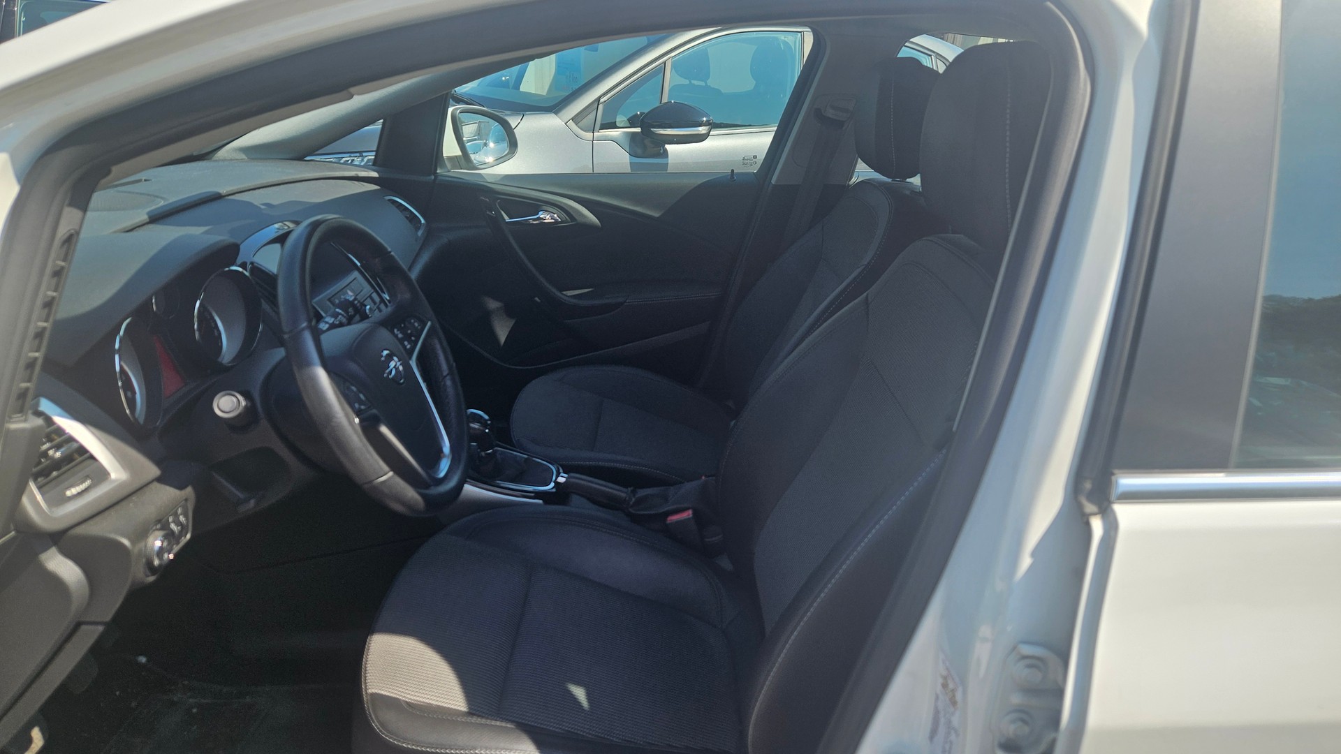 OPEL Astra 1.4i 16V Active Edition-image-4