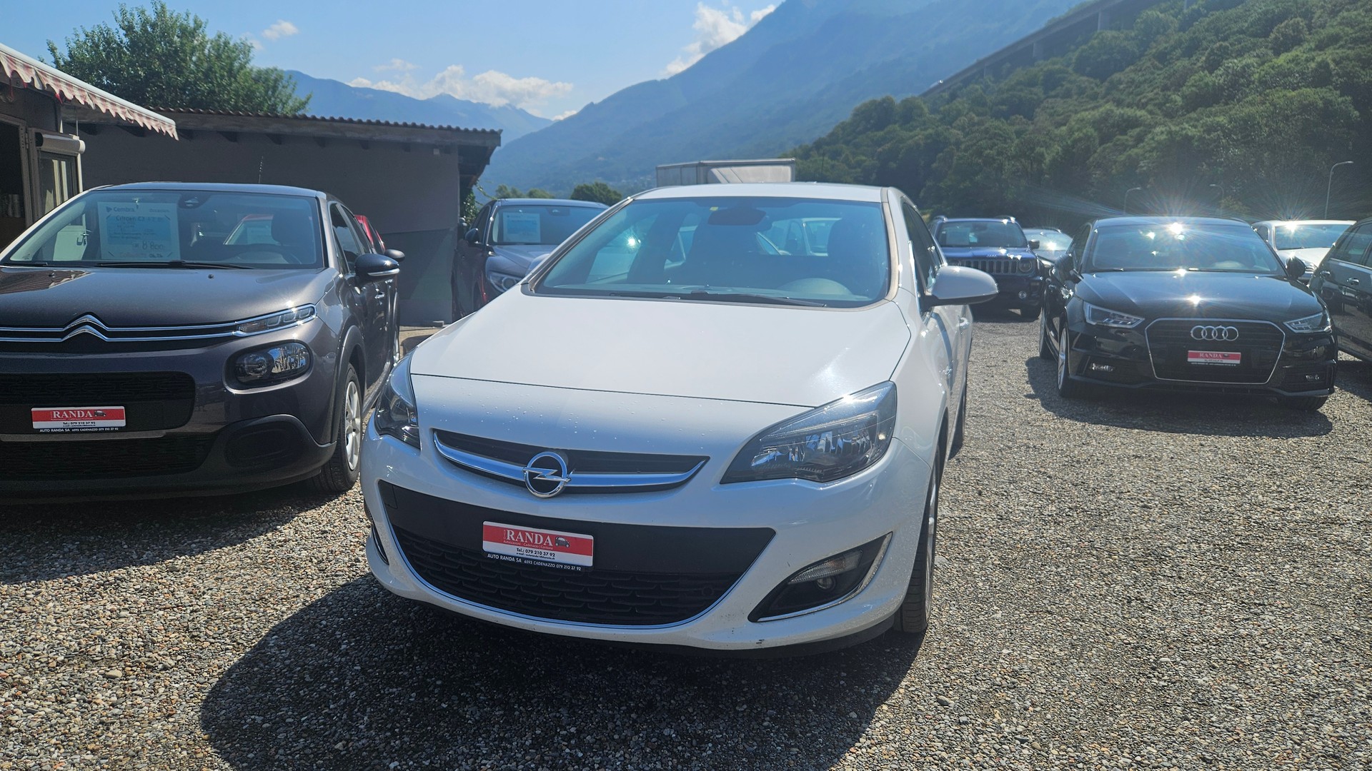 OPEL Astra 1.4i 16V Active Edition-image-0