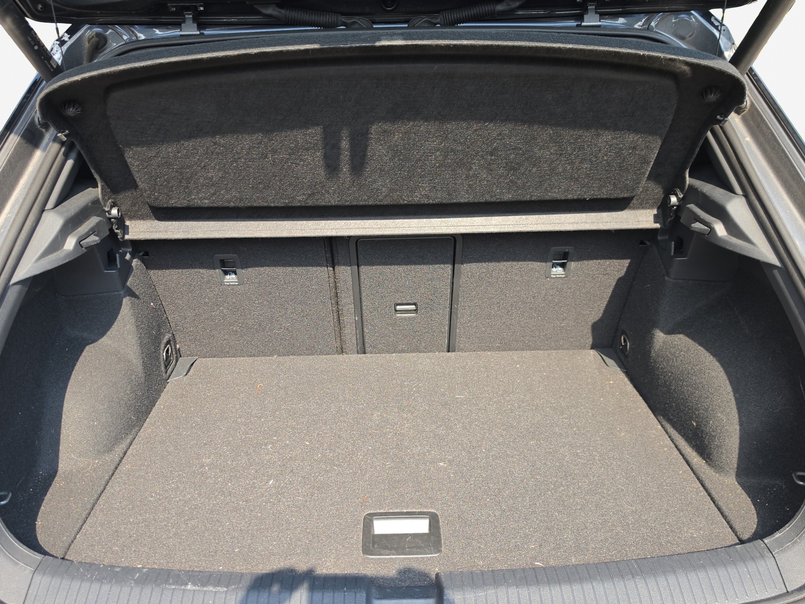 VW T-Roc 2.0 TSI R-Line DSG 4Motion-image-12
