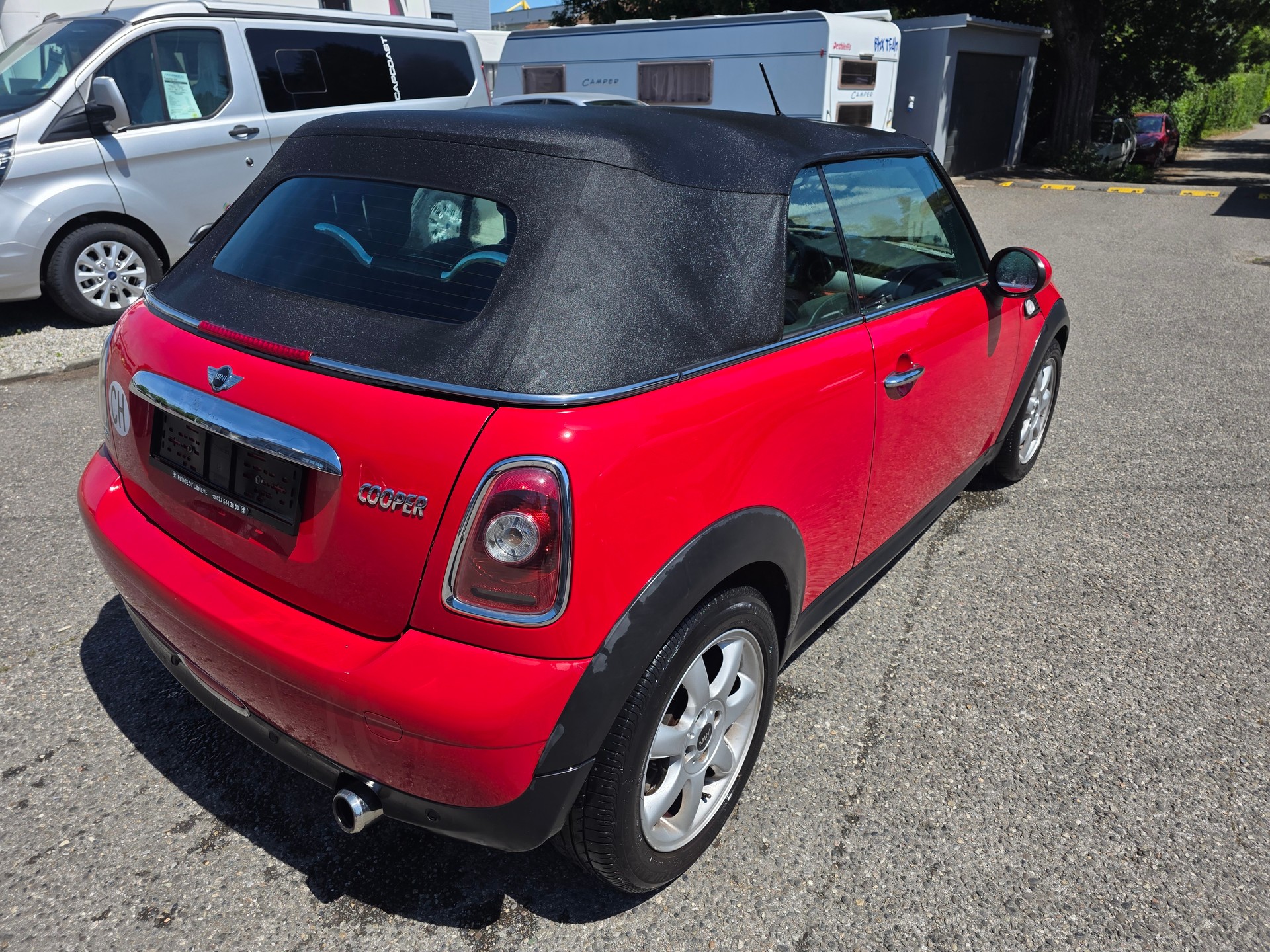 MINI Cooper Cabriolet-image-3