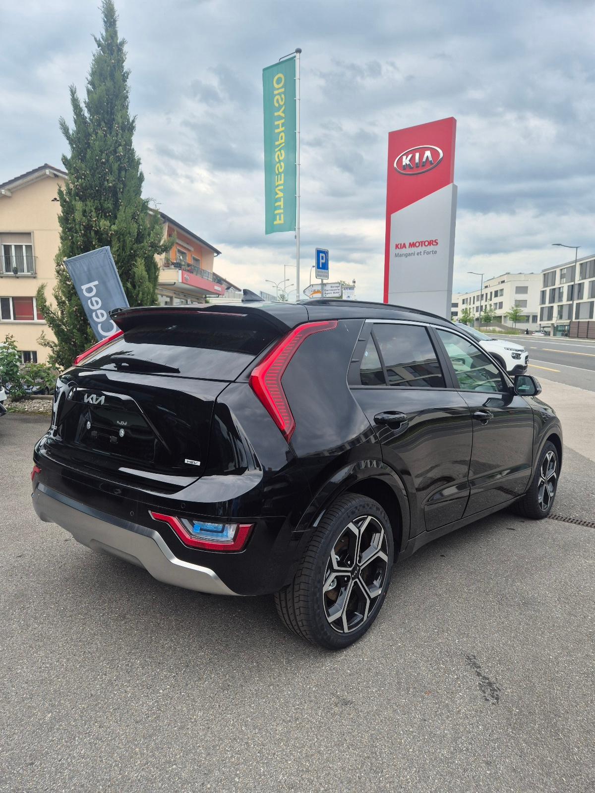 KIA Niro 1.6 GDi Hybrid Power Edition-image-2