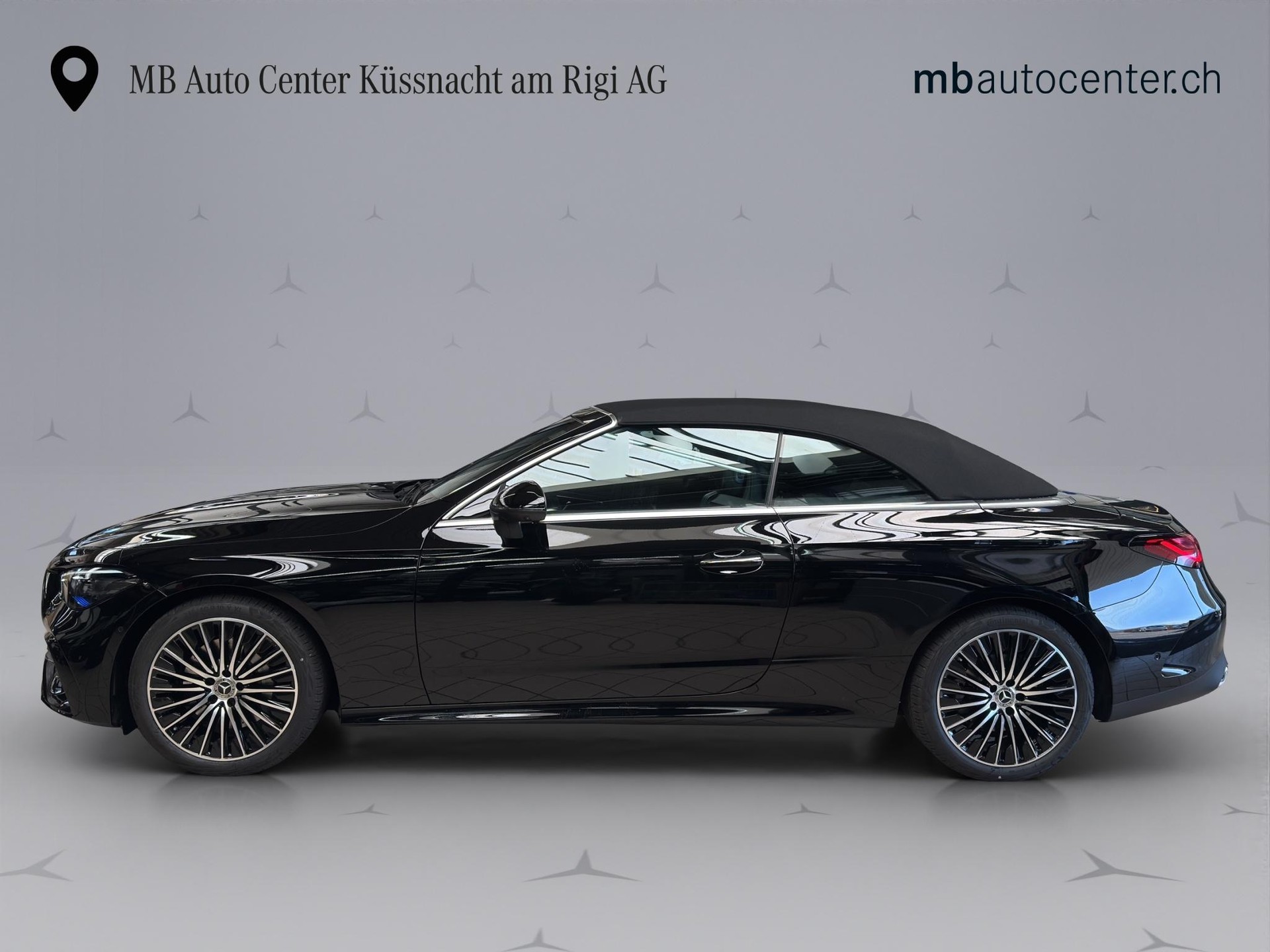 MERCEDES-BENZ CLE 200 AMG Line 4matic Cabriolet-showroom-element-2