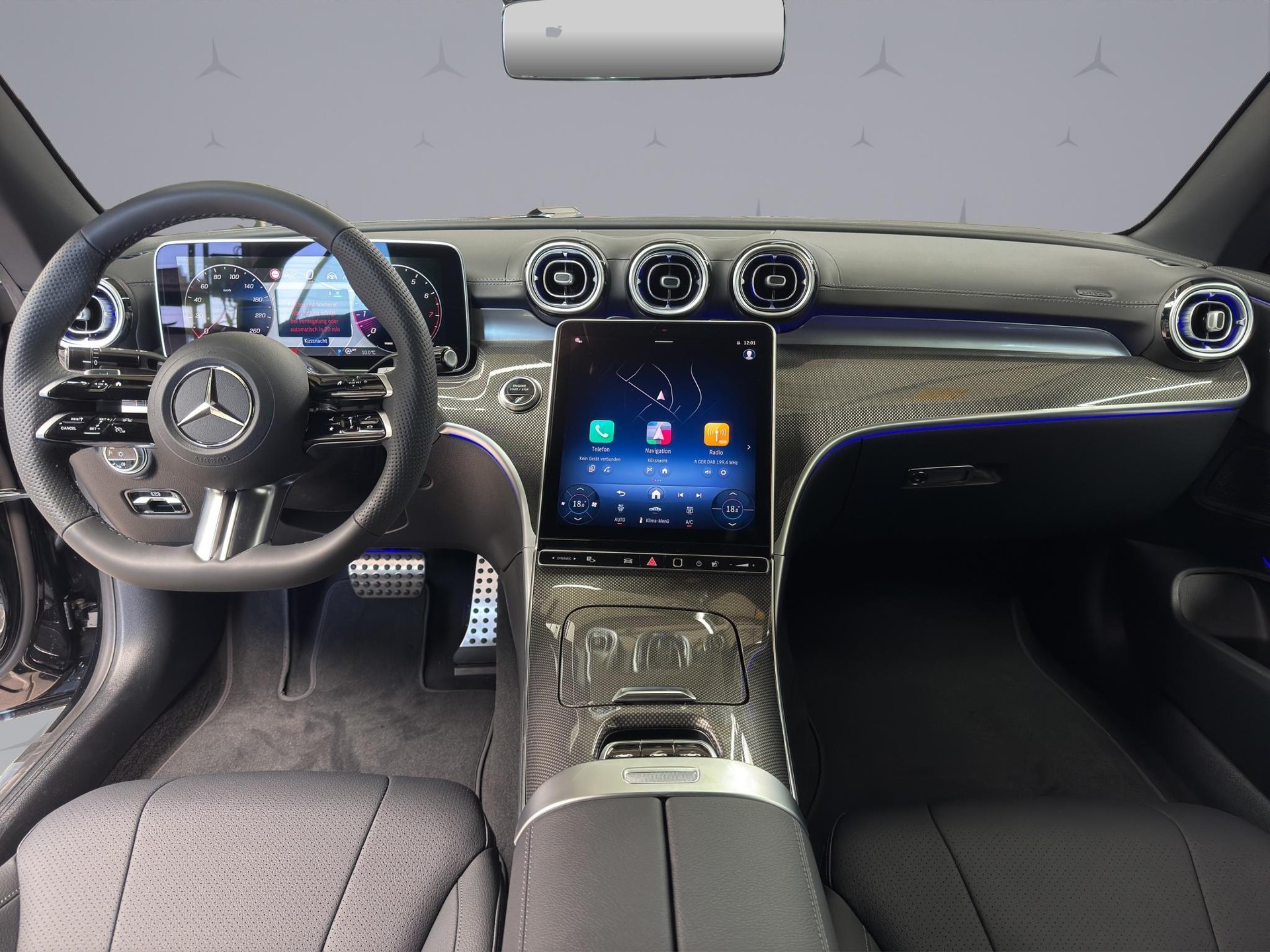 MERCEDES-BENZ CLE 200 AMG Line 4matic Cabriolet-image-12