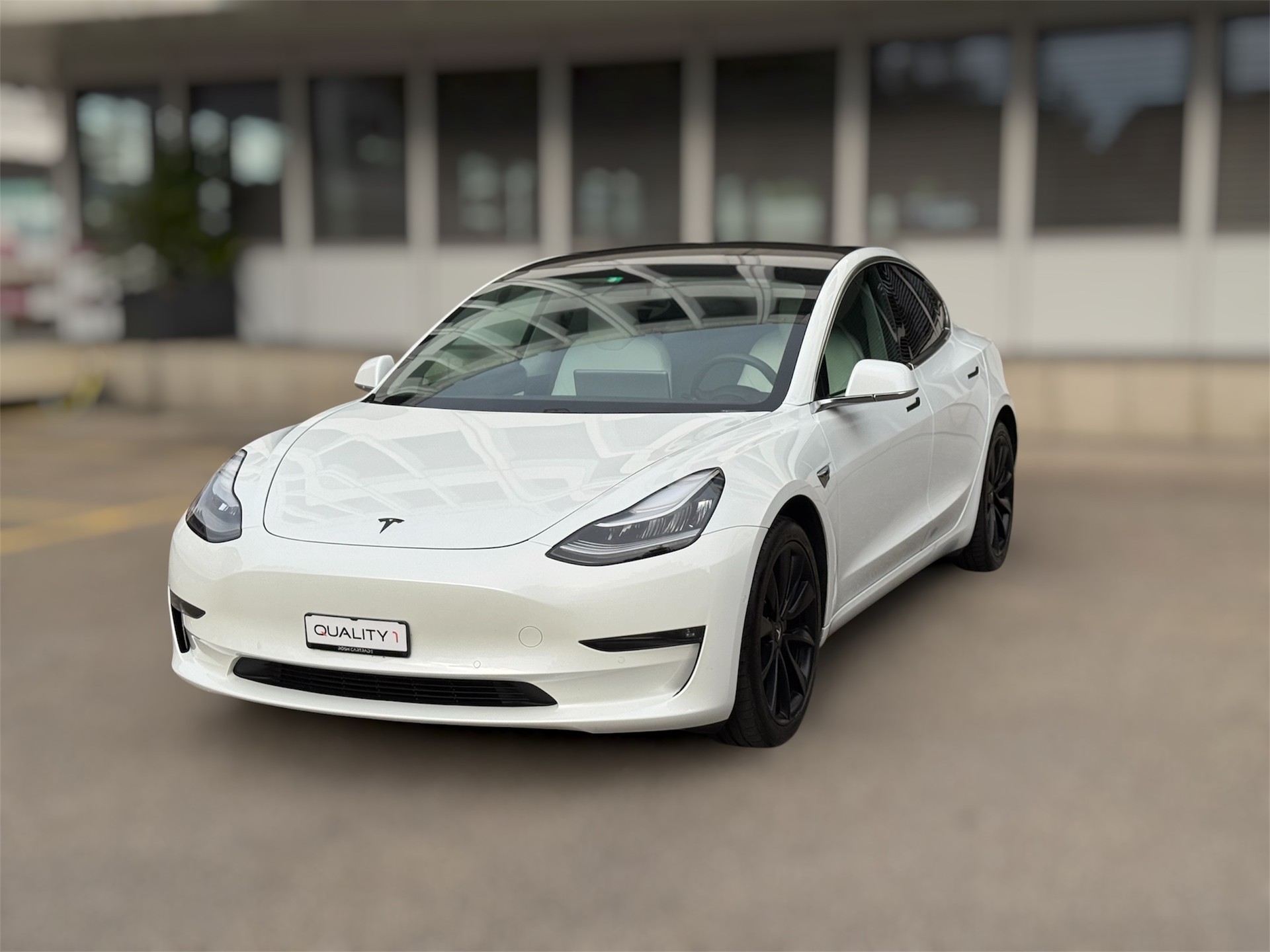 TESLA Model 3 Long Range Dual Motor AWD-image-8