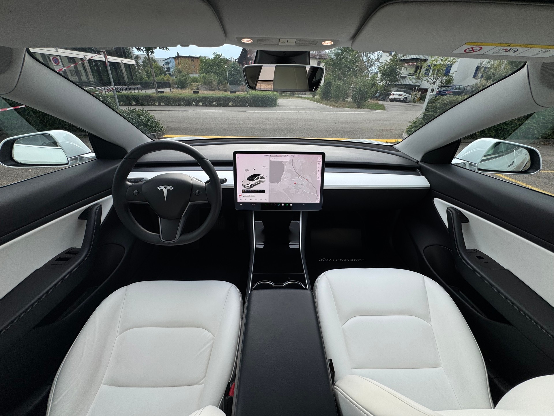 TESLA Model 3 Long Range Dual Motor AWD-image-10