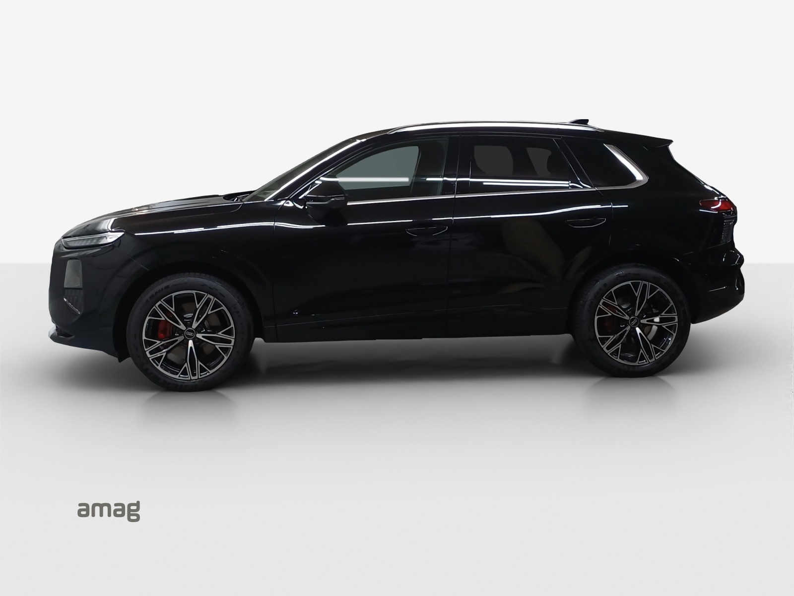 AUDI Q3 SUV TFSI quattro 150 kW S tronic-image-1
