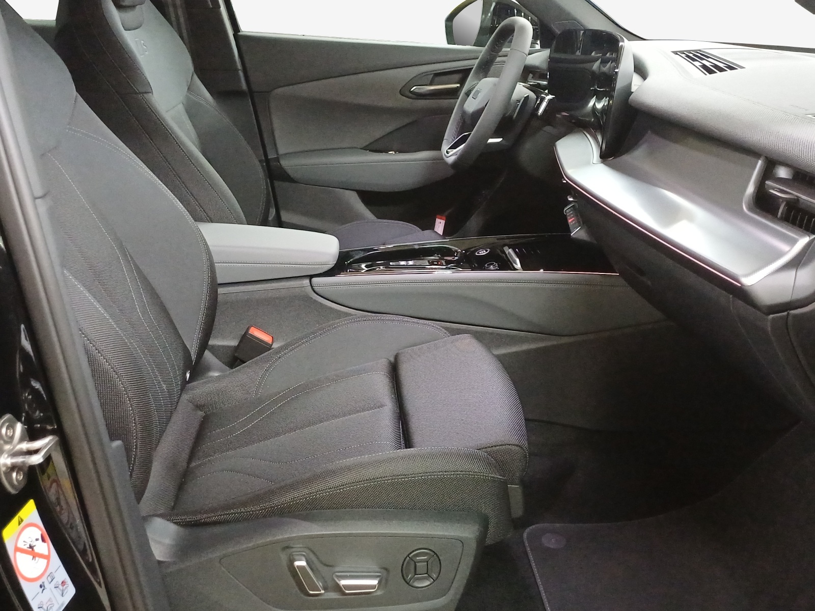AUDI Q3 SUV TFSI quattro 150 kW S tronic-image-13