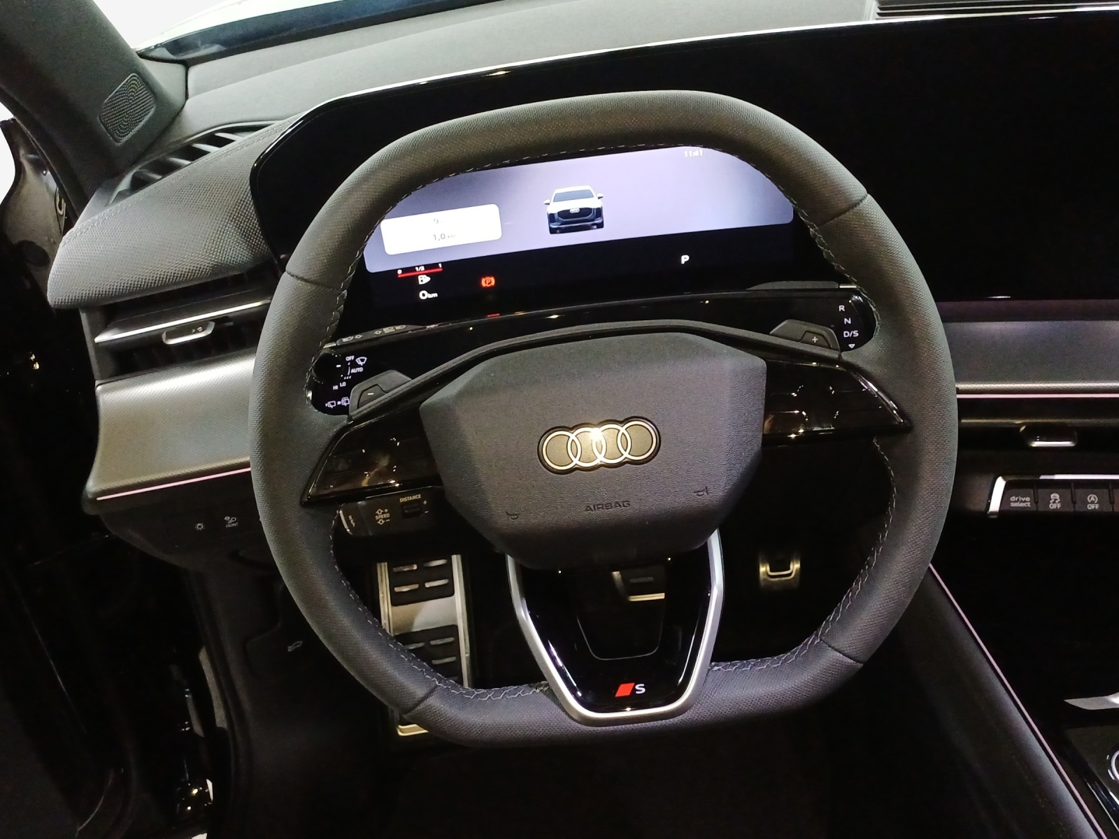 AUDI Q3 SUV TFSI quattro 150 kW S tronic-image-9