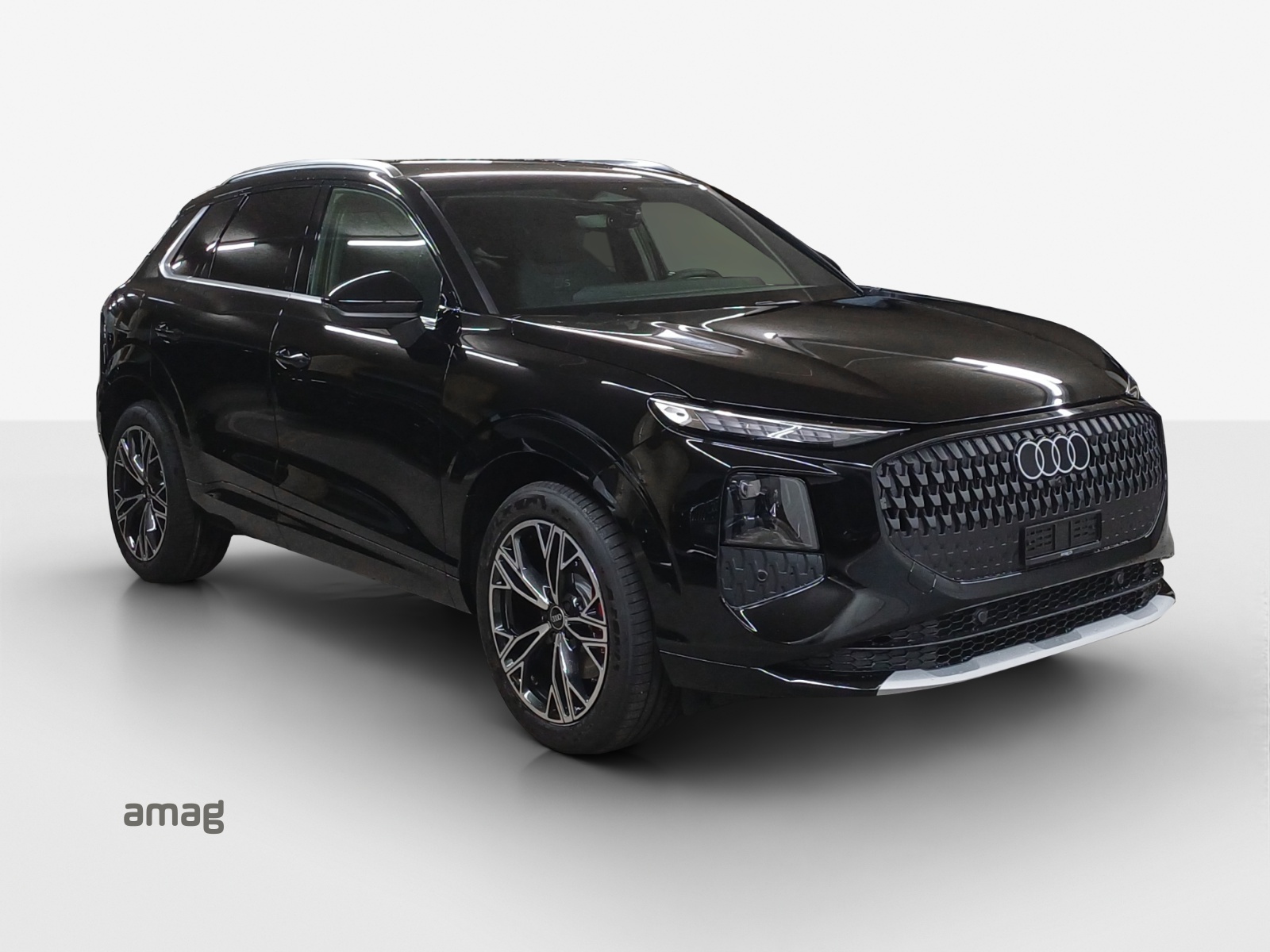AUDI Q3 SUV TFSI quattro 150 kW S tronic-image-5