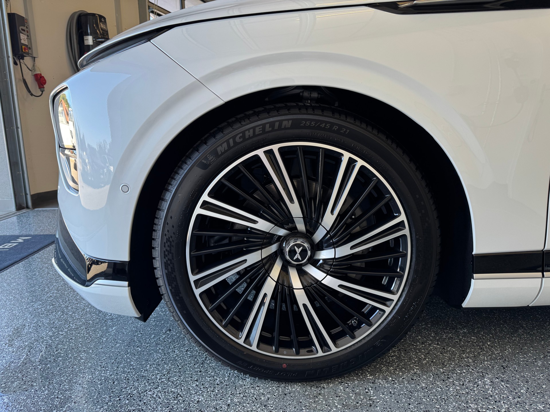 XPENG G9 93kWh Performance AWD 2026-image-3