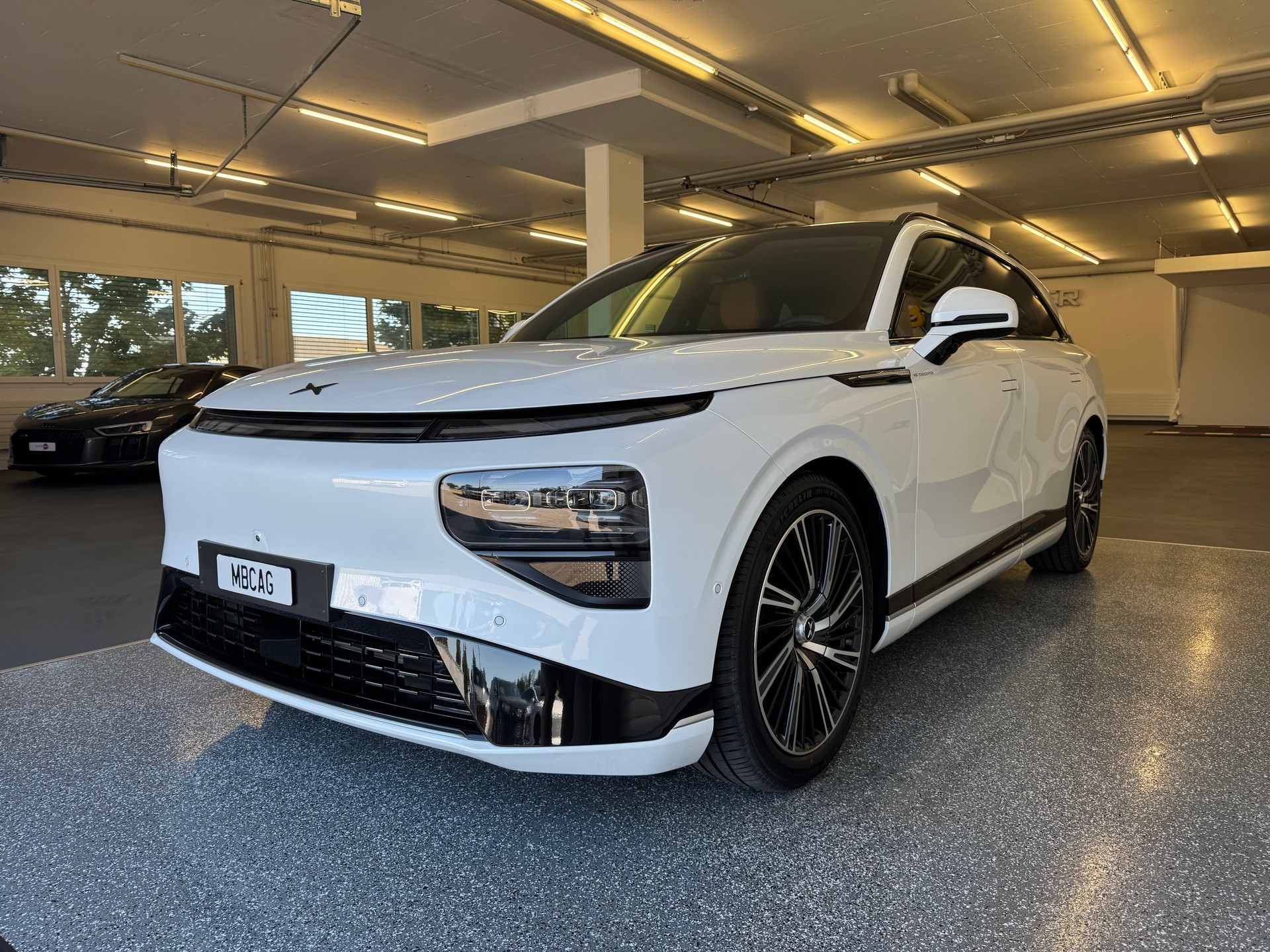 XPENG G9 93kWh Performance AWD 2026-image-2