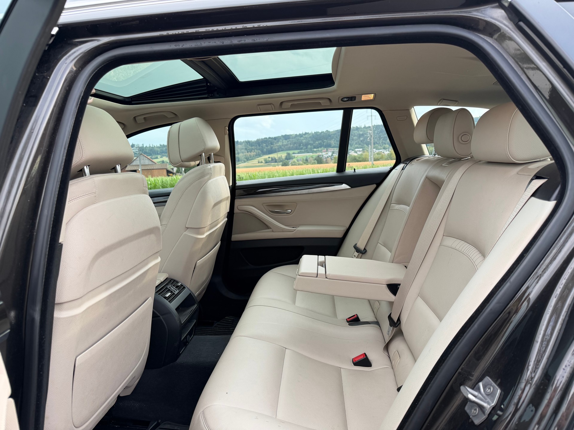 BMW 530d Touring xDrive Steptronic-image-27