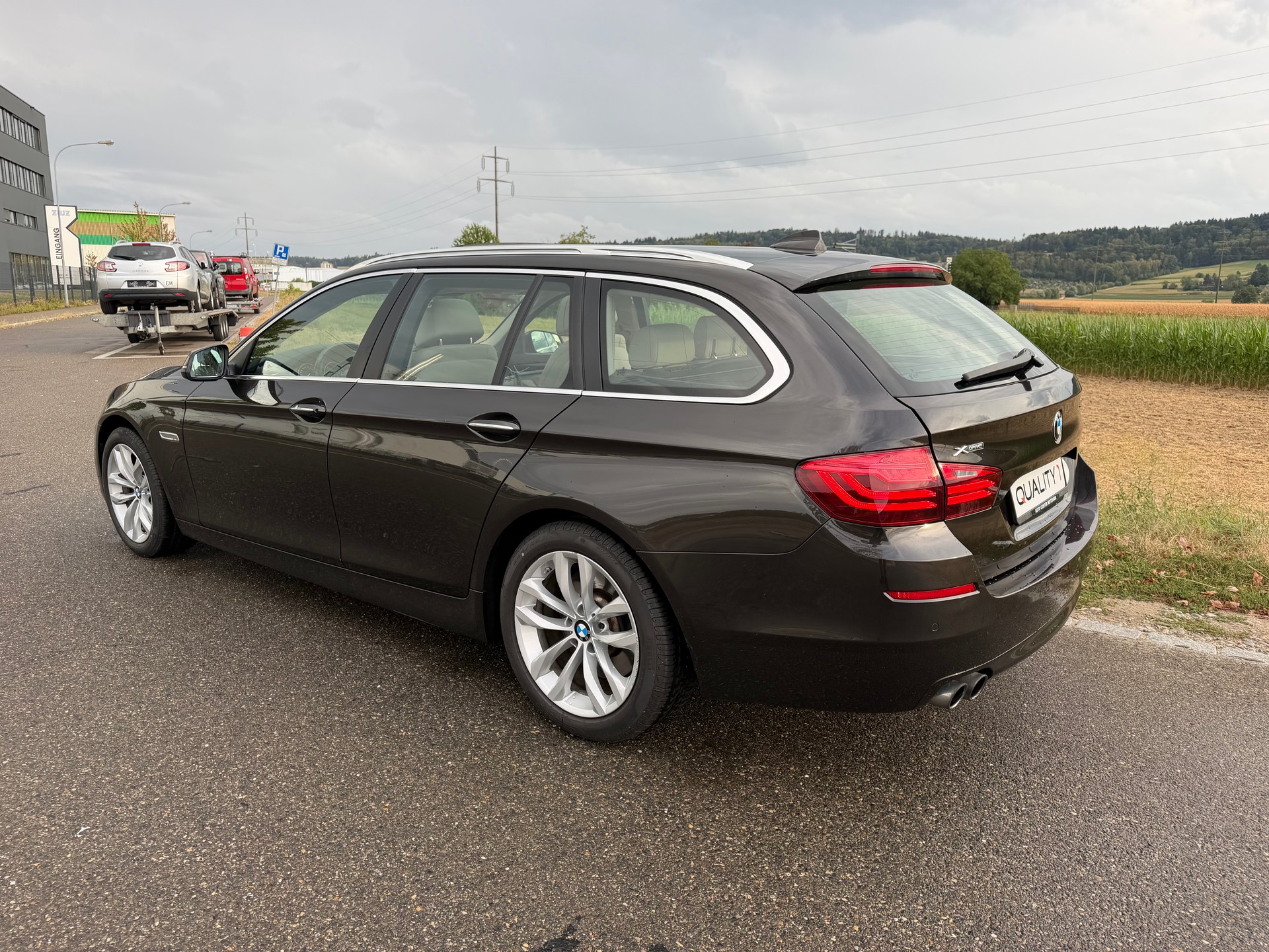BMW 530d Touring xDrive Steptronic-image-10