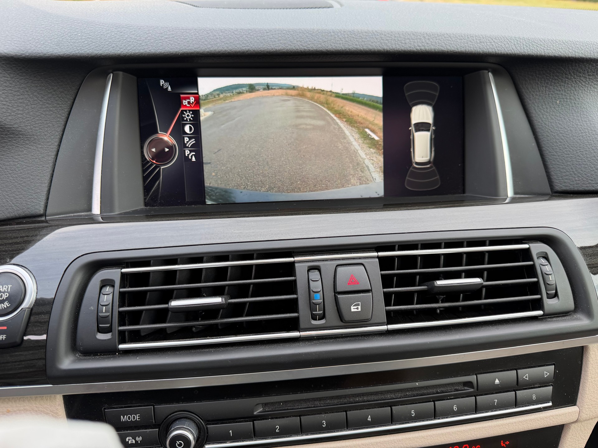 BMW 530d Touring xDrive Steptronic-image-19