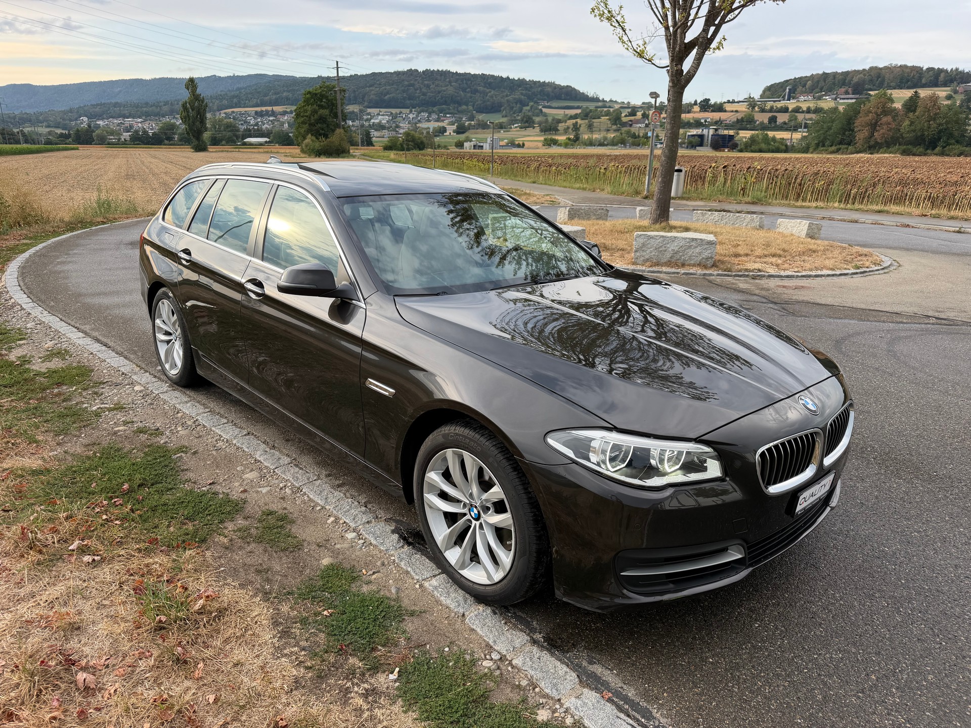 BMW 530d Touring xDrive Steptronic-image-0