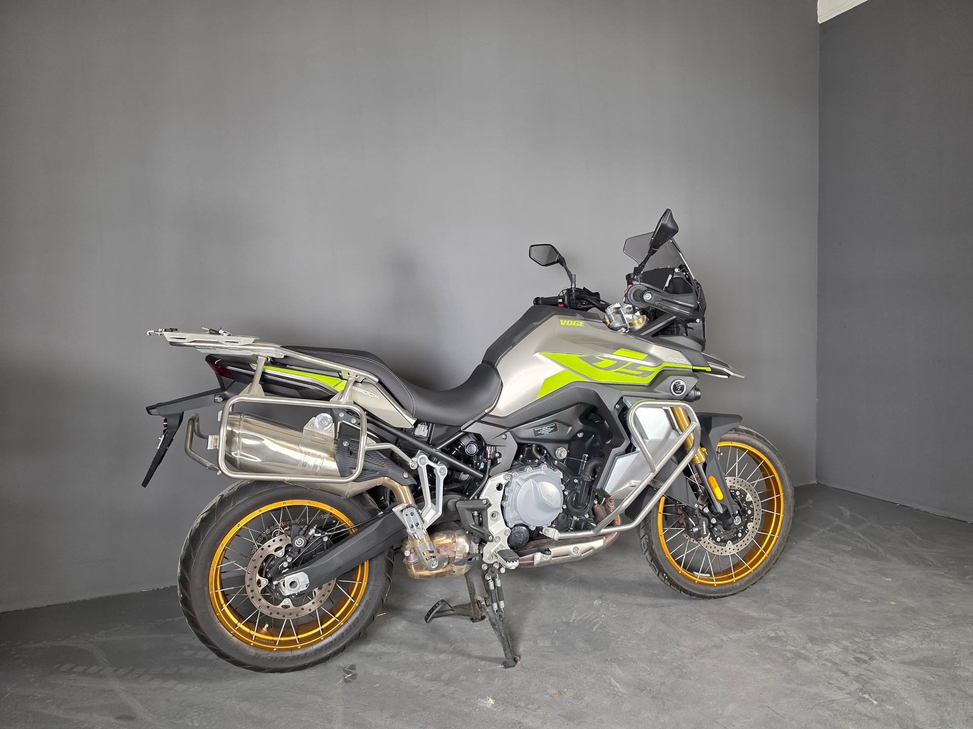 VOGE DS 900X-showroom-element-2