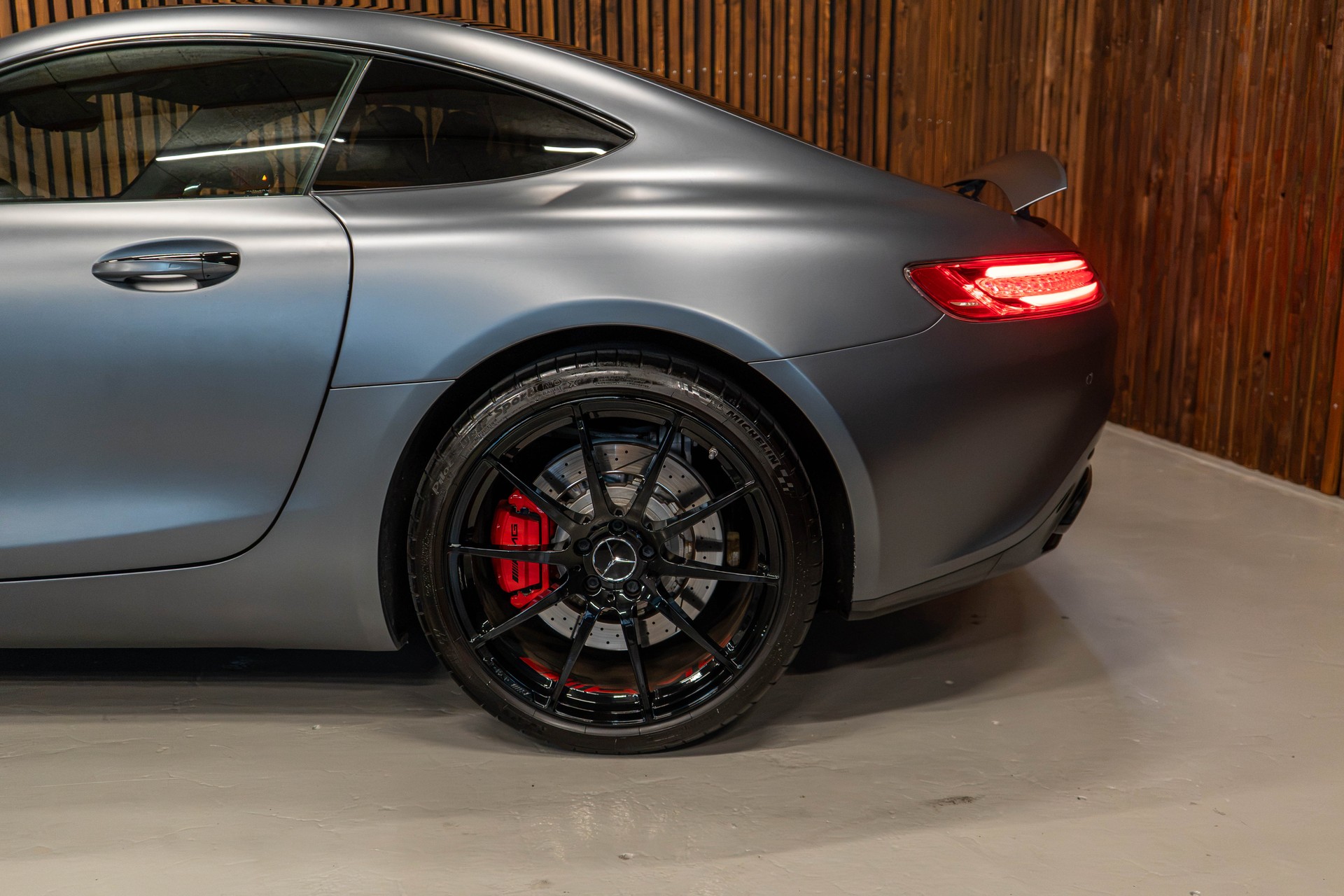 MERCEDES-BENZ AMG GT S Coupé-image-5