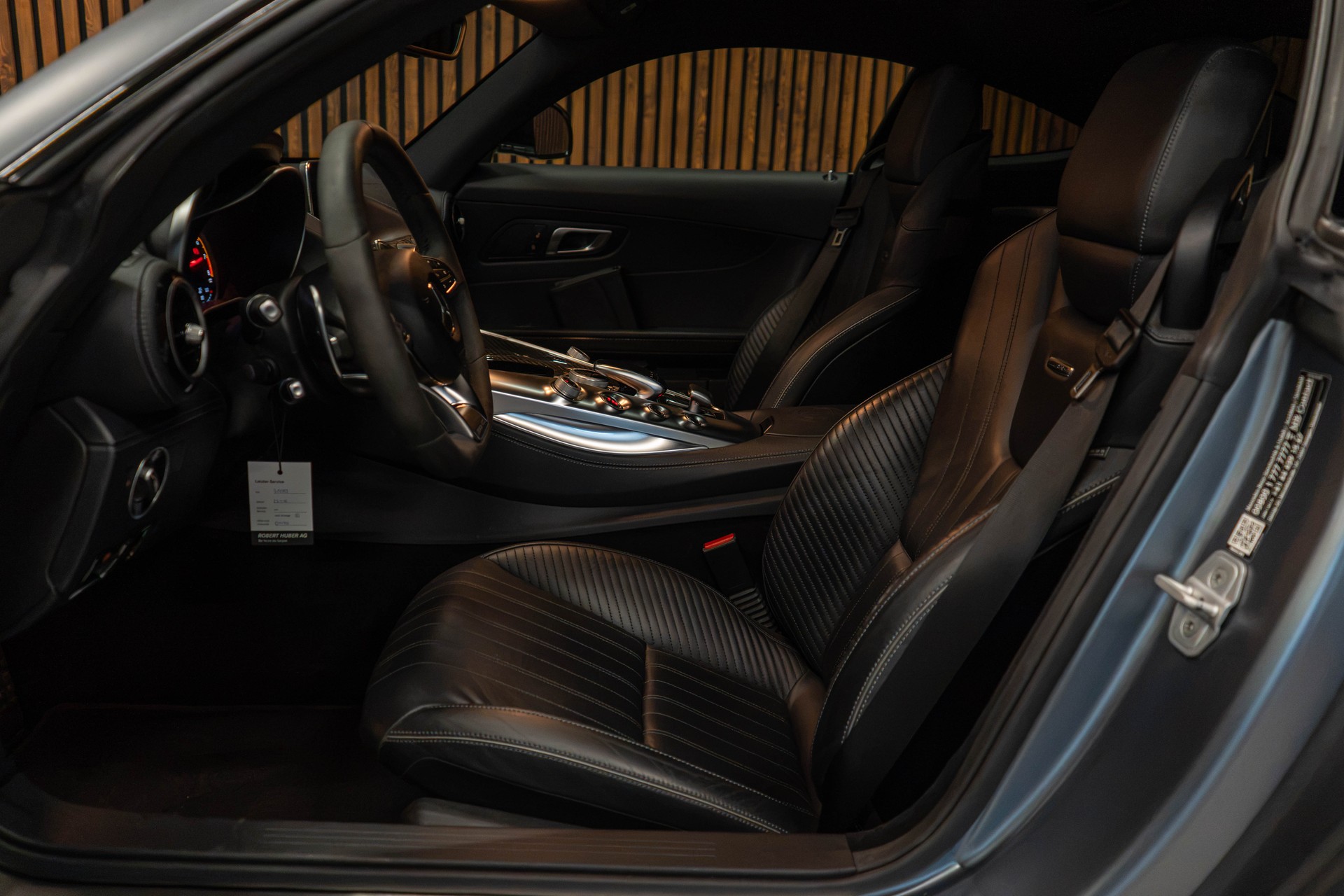 MERCEDES-BENZ AMG GT S Coupé-image-16