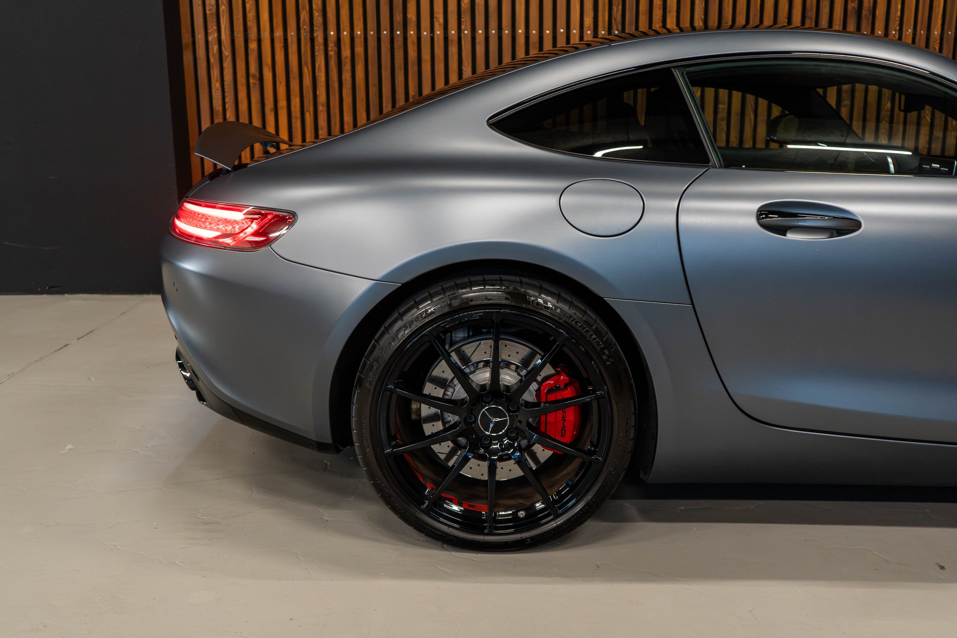 MERCEDES-BENZ AMG GT S Coupé-image-8