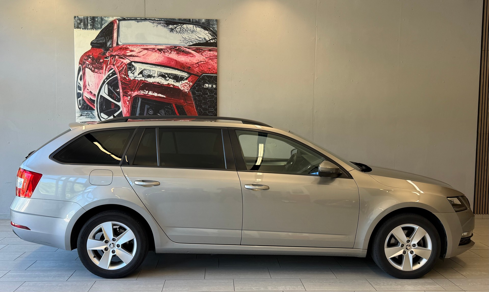 SKODA Octavia Combi 2.0 TDI Ambition DSG-image-5