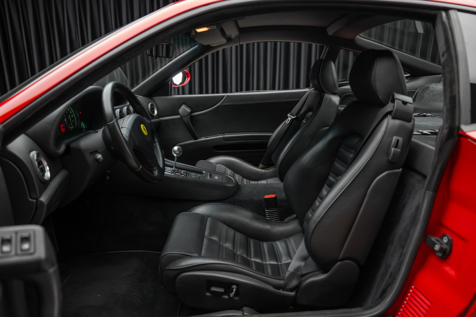 FERRARI F550 Maranello-image-12