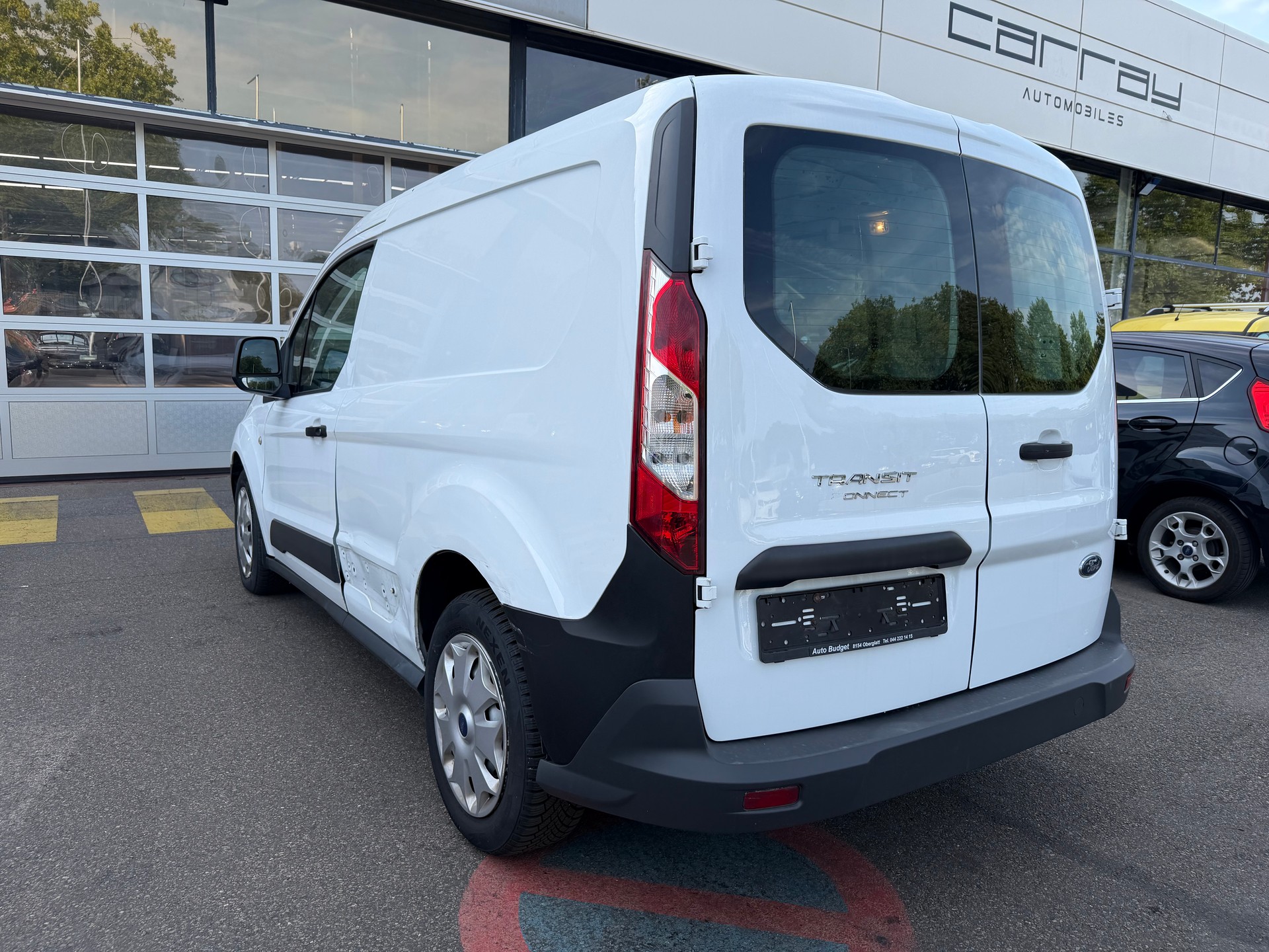 FORD Transit Connect Van T220 1.5 TDCi Ambiente-image-8
