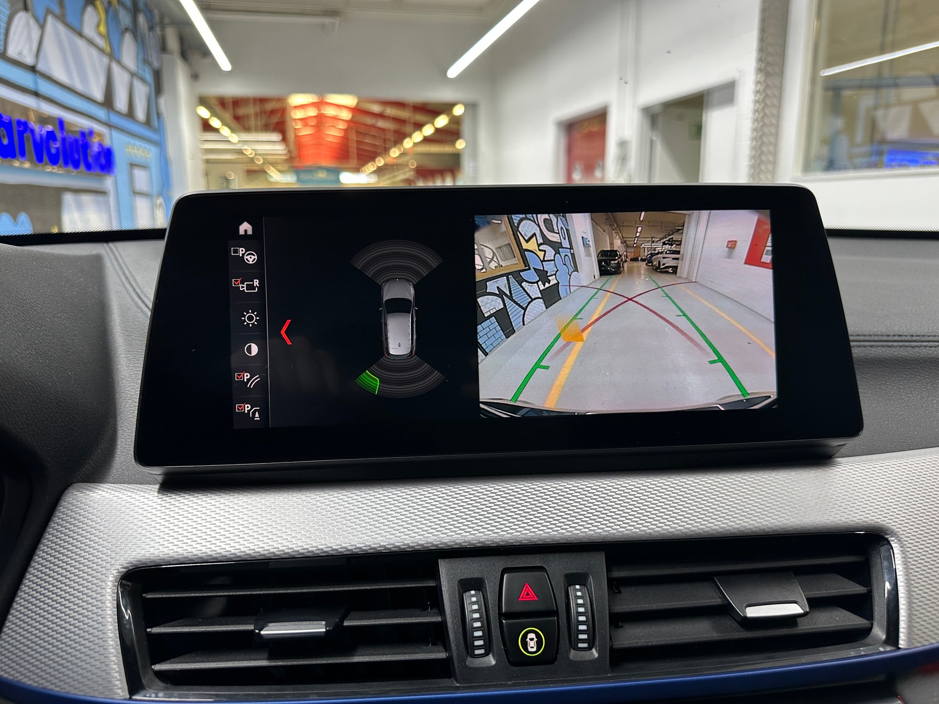 BMW X1 xDrive 20i M Sport Steptronic-image-11