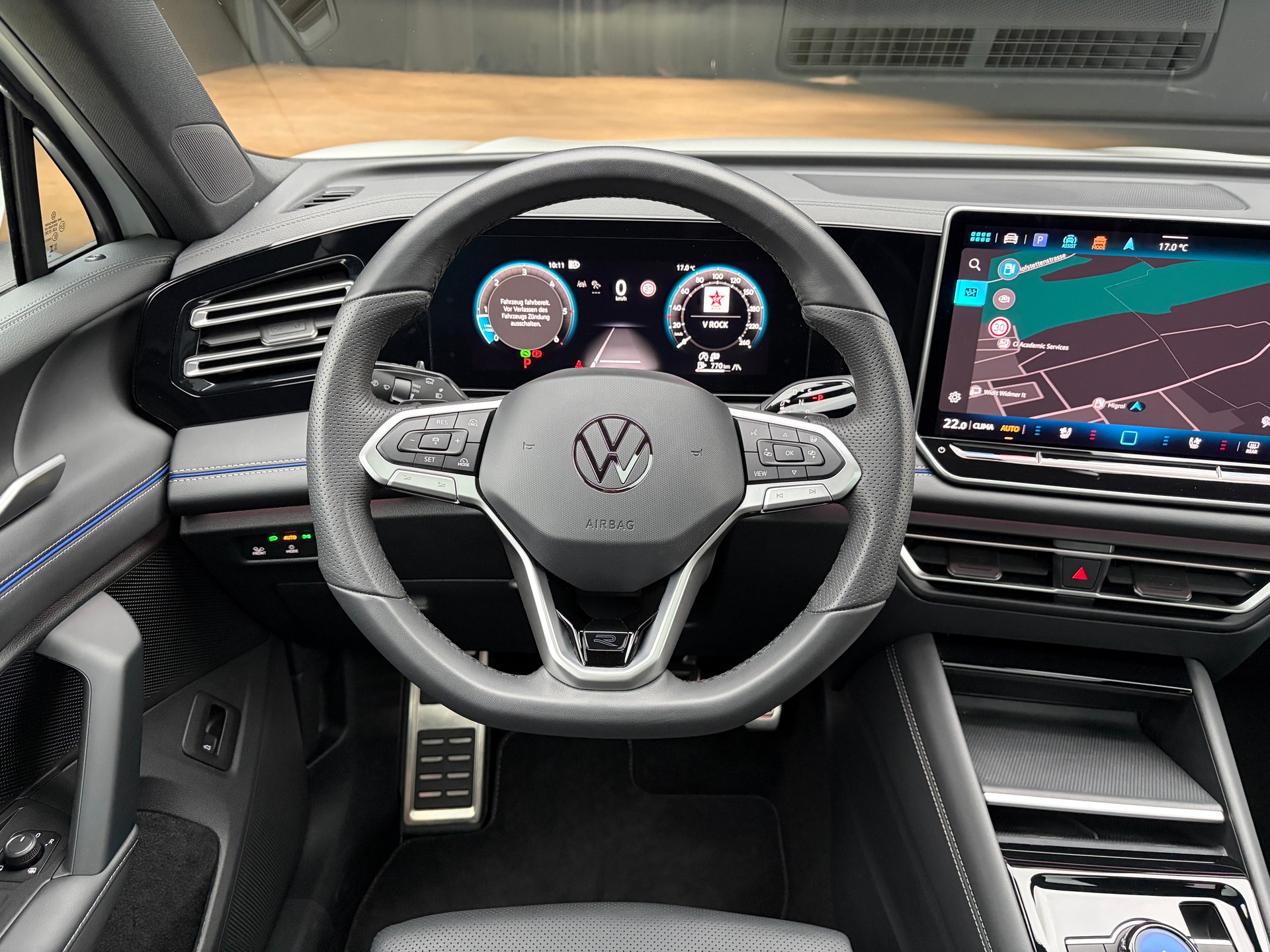 VW Tiguan 2.0 TDI SCR R-Line DSG *VOLLLEDER*-image-15