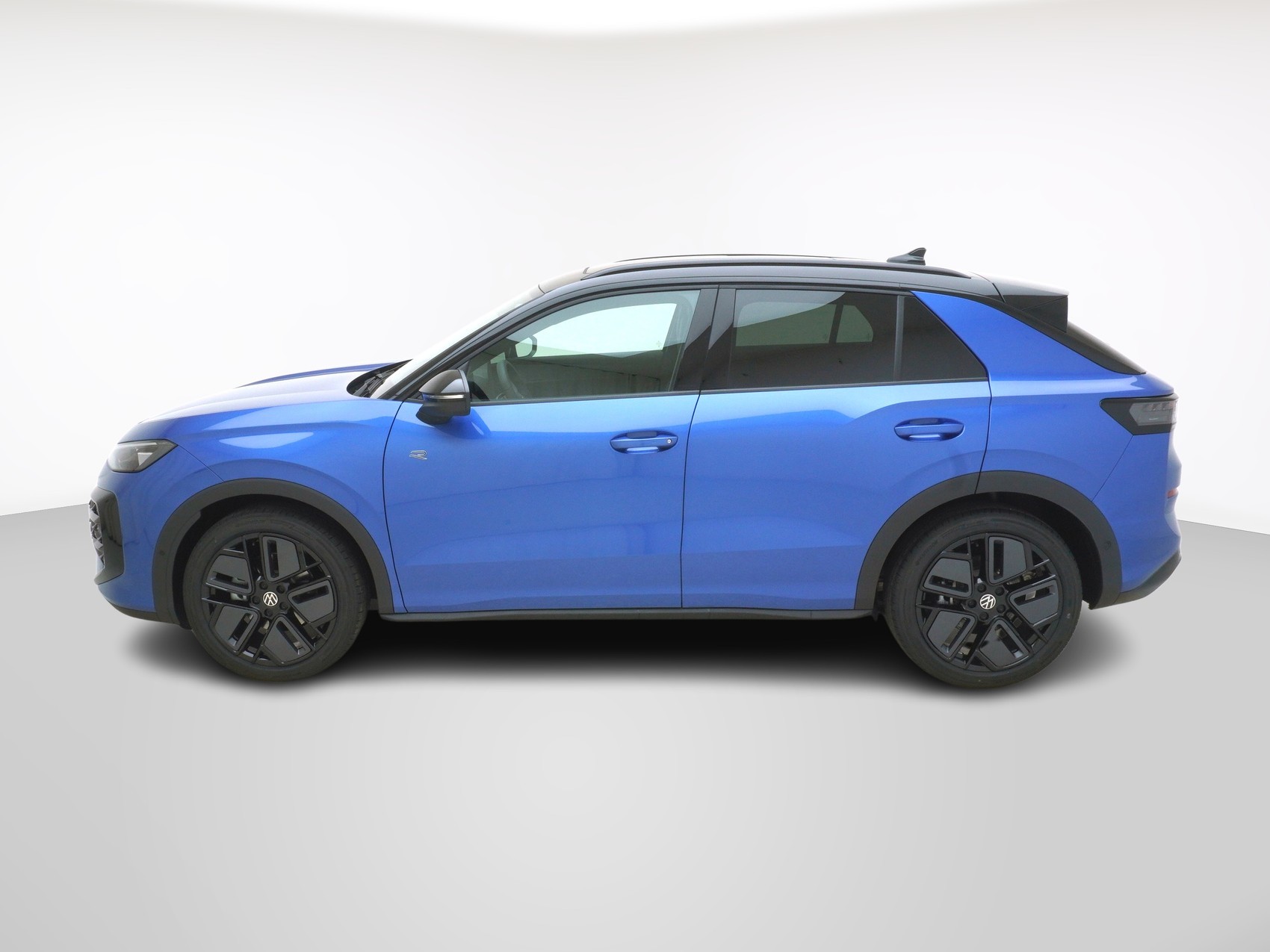 VW T-Roc 1.5 eTSI R-Line DSG-image-1