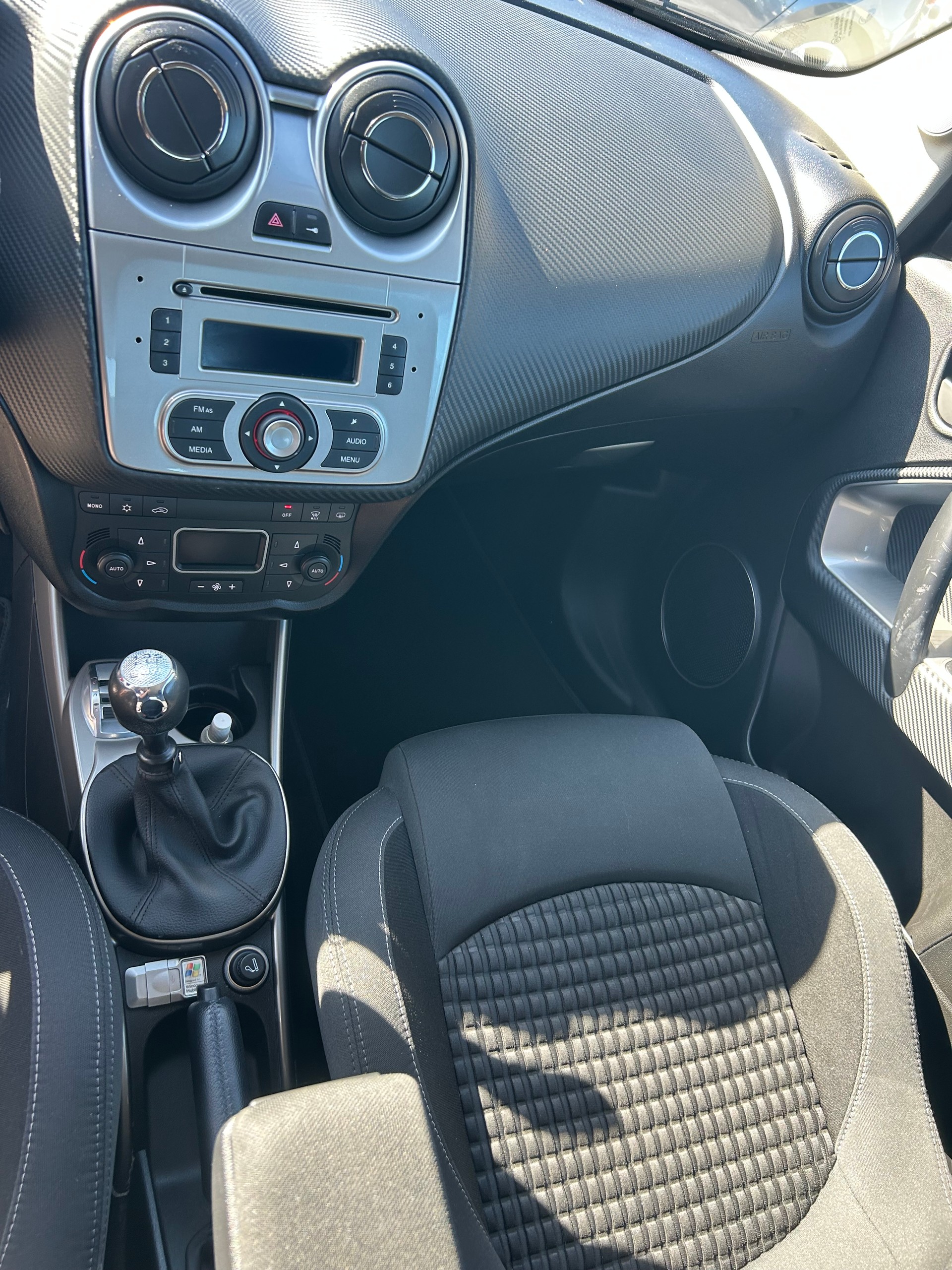 ALFA ROMEO MiTo 1.4 TB Distinctive-image-13