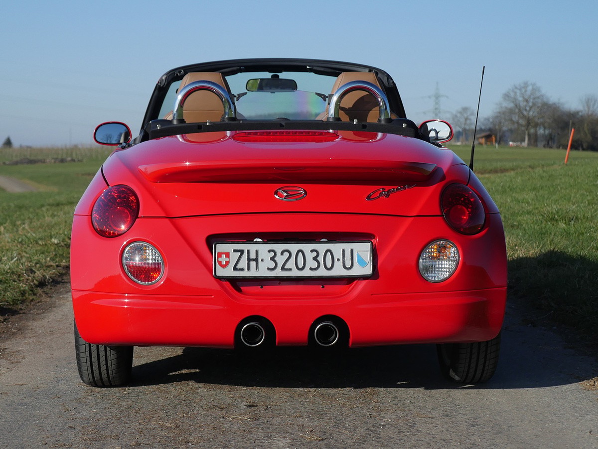 DAIHATSU 1.3 LHD-image-1