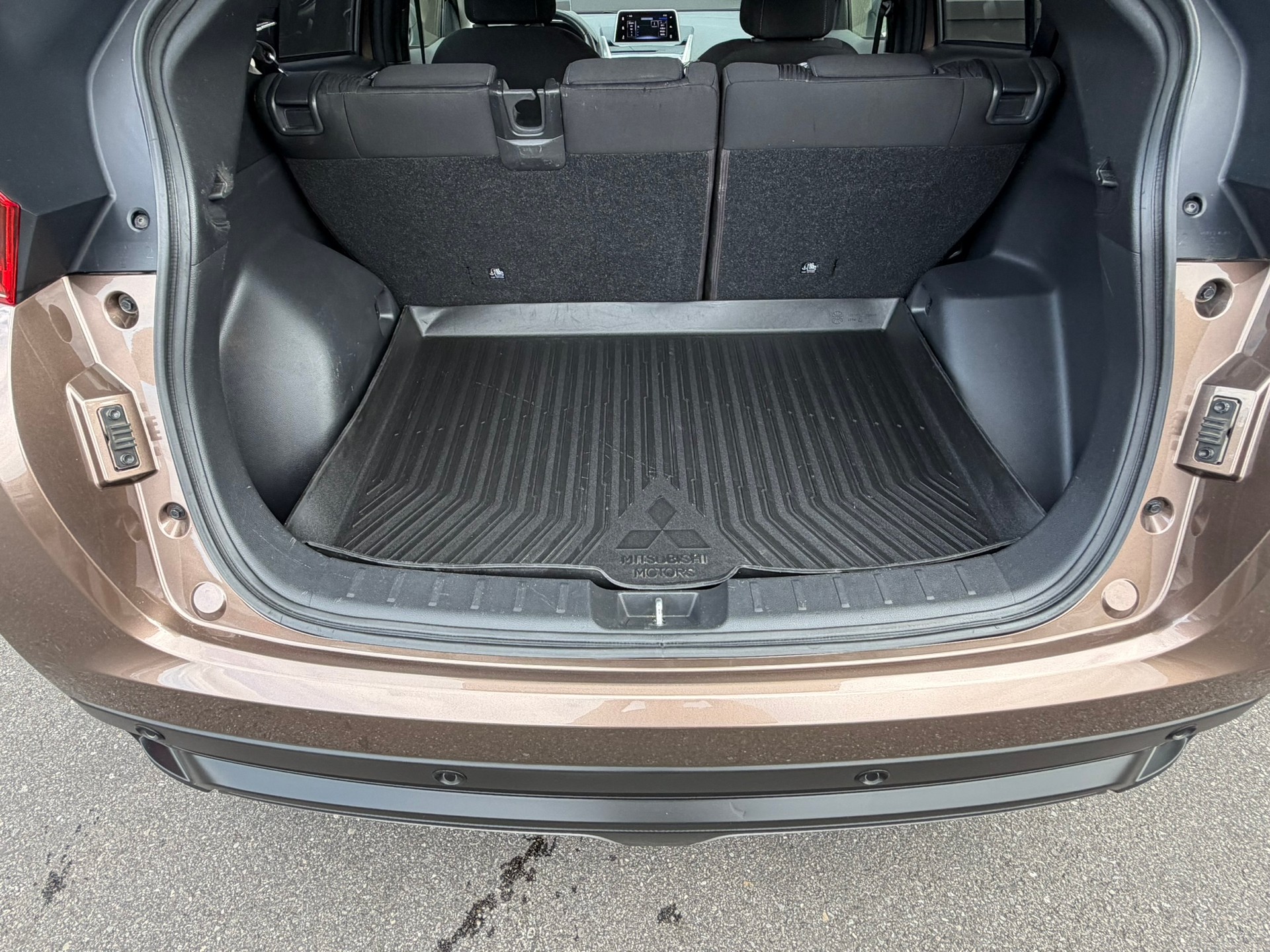 MITSUBISHI Eclipse Cross 1.5 T-Mivec Value 4WD CVT-image-21