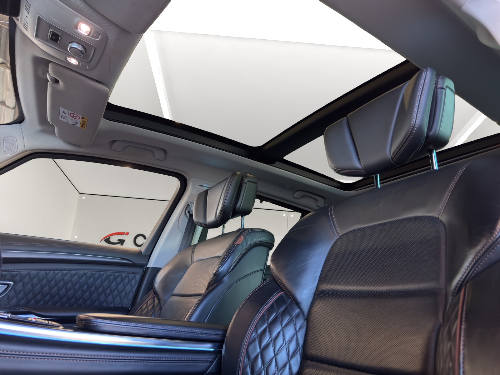 RENAULT Espace 1.8 TCe 225 Initiale EDC-image-9