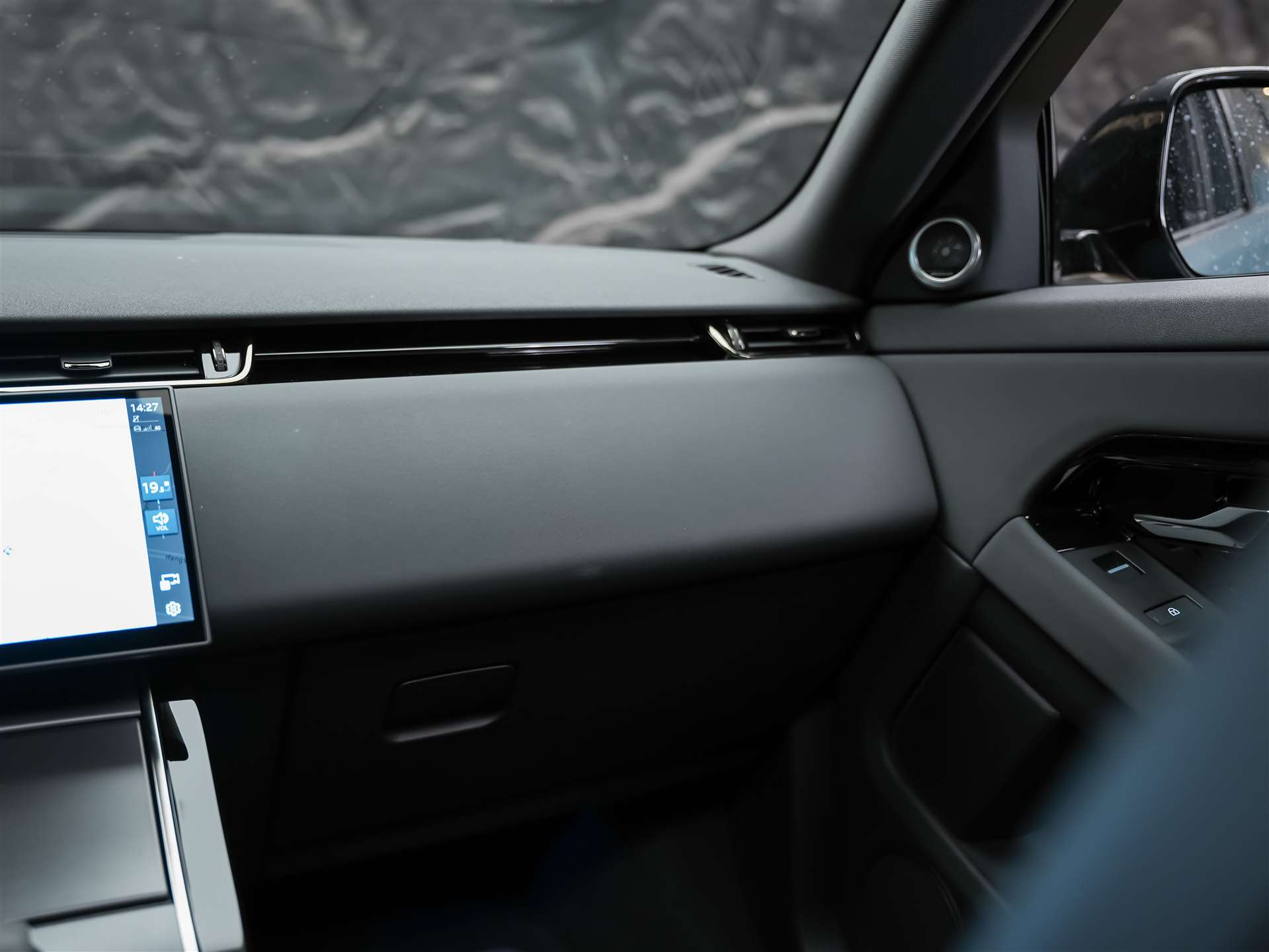 LAND ROVER Range Rover Evoque R-Dynamic D 200 MHEV SE AT9 *Facelift*Werksgarantie*Panorama*-image-20