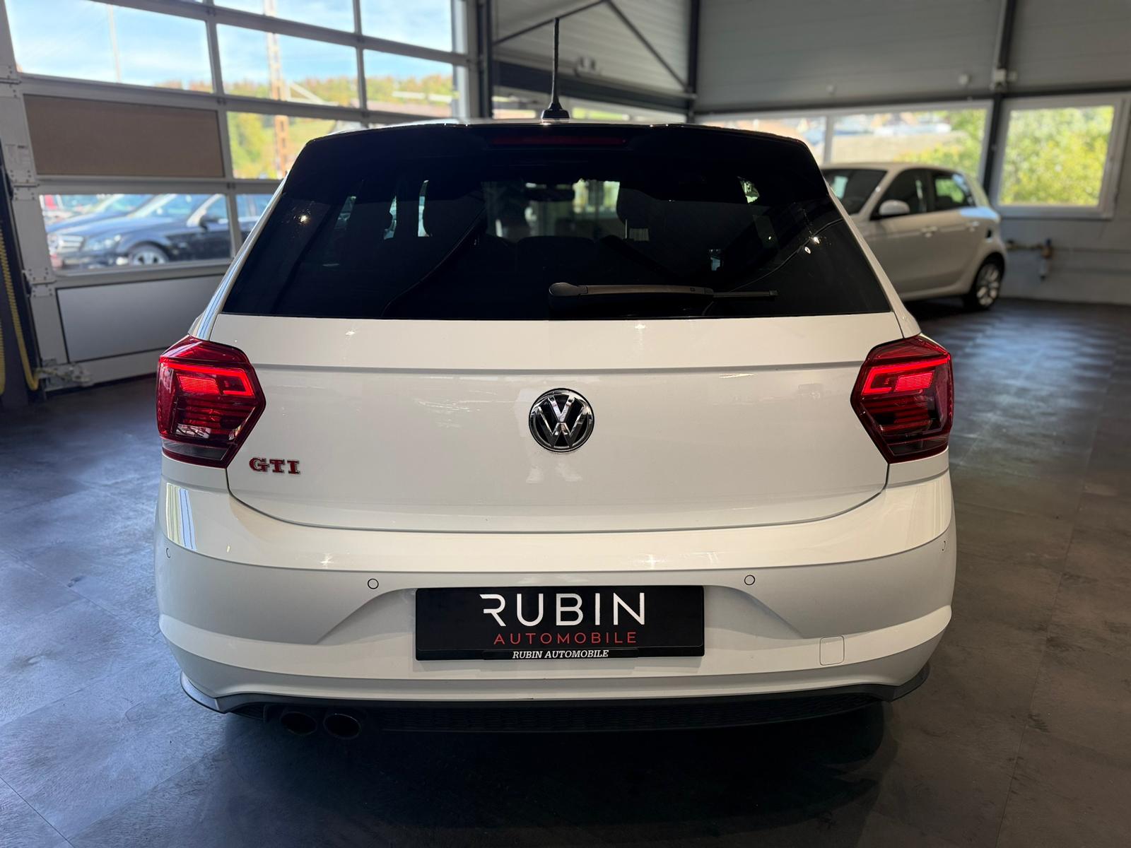 VW Polo 2.0 TSI GTI DSG-image-3