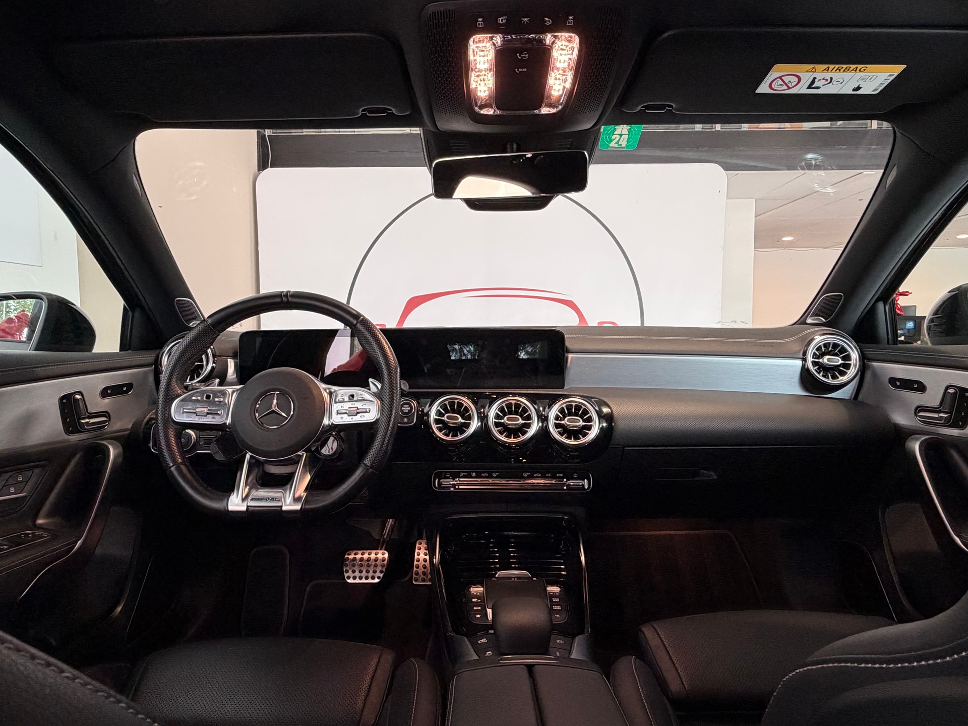 MERCEDES-BENZ A 45 S AMG 4Matic+ Speedshift-image-14