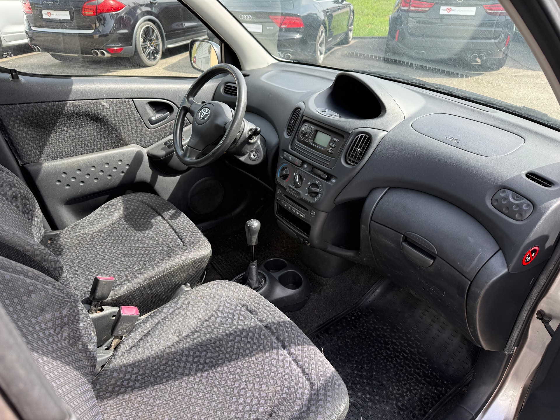 TOYOTA Yaris Verso 1.3 Linea Sol-image-8