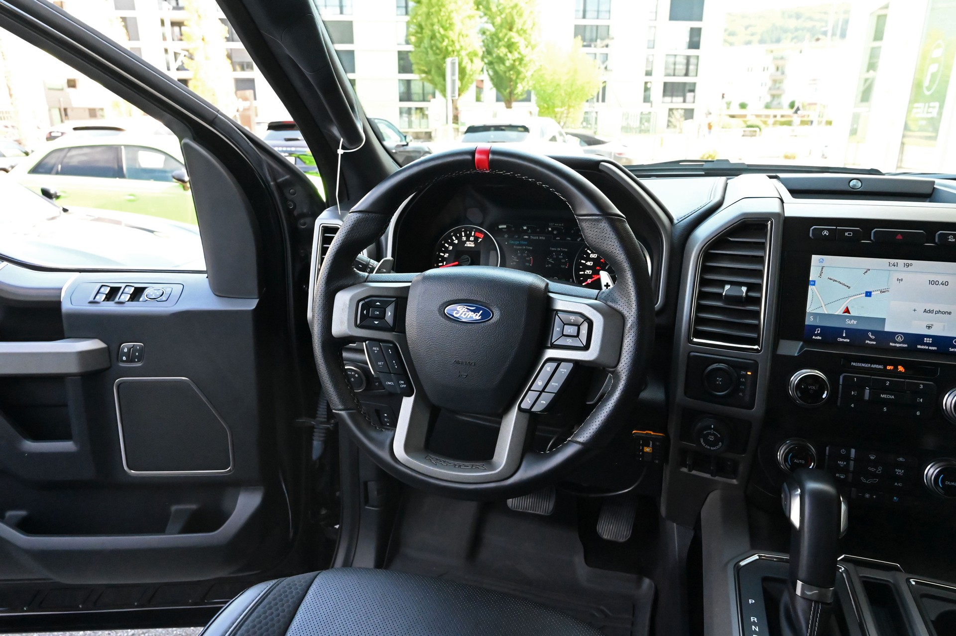 FORD F-150 Raptor SuperCab 3.5 EcoBoost V6 4x4-image-19