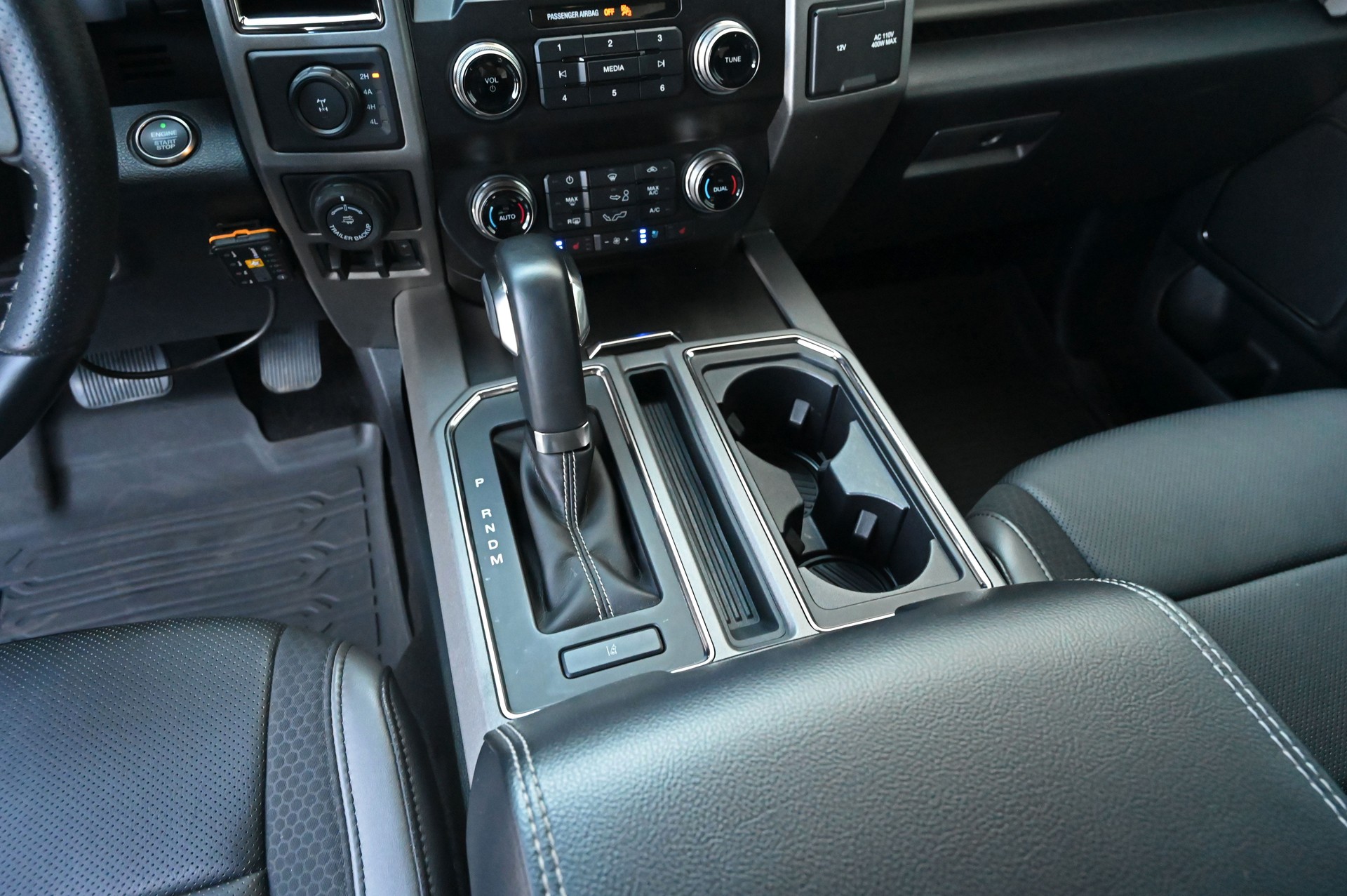 FORD F-150 Raptor SuperCab 3.5 EcoBoost V6 4x4-image-21