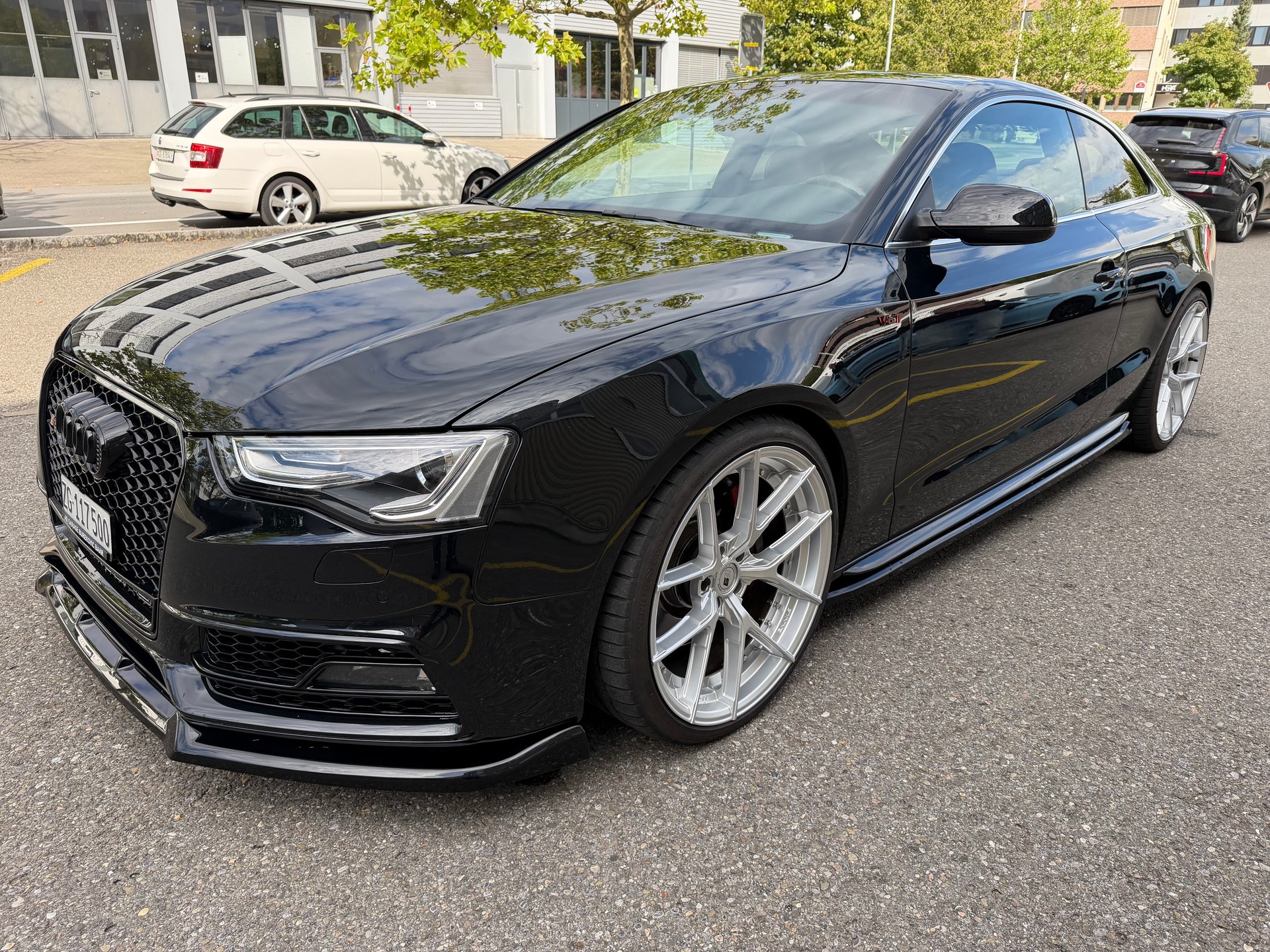 AUDI 3.0 V6 TFSI quattro S-Tronic-image-4