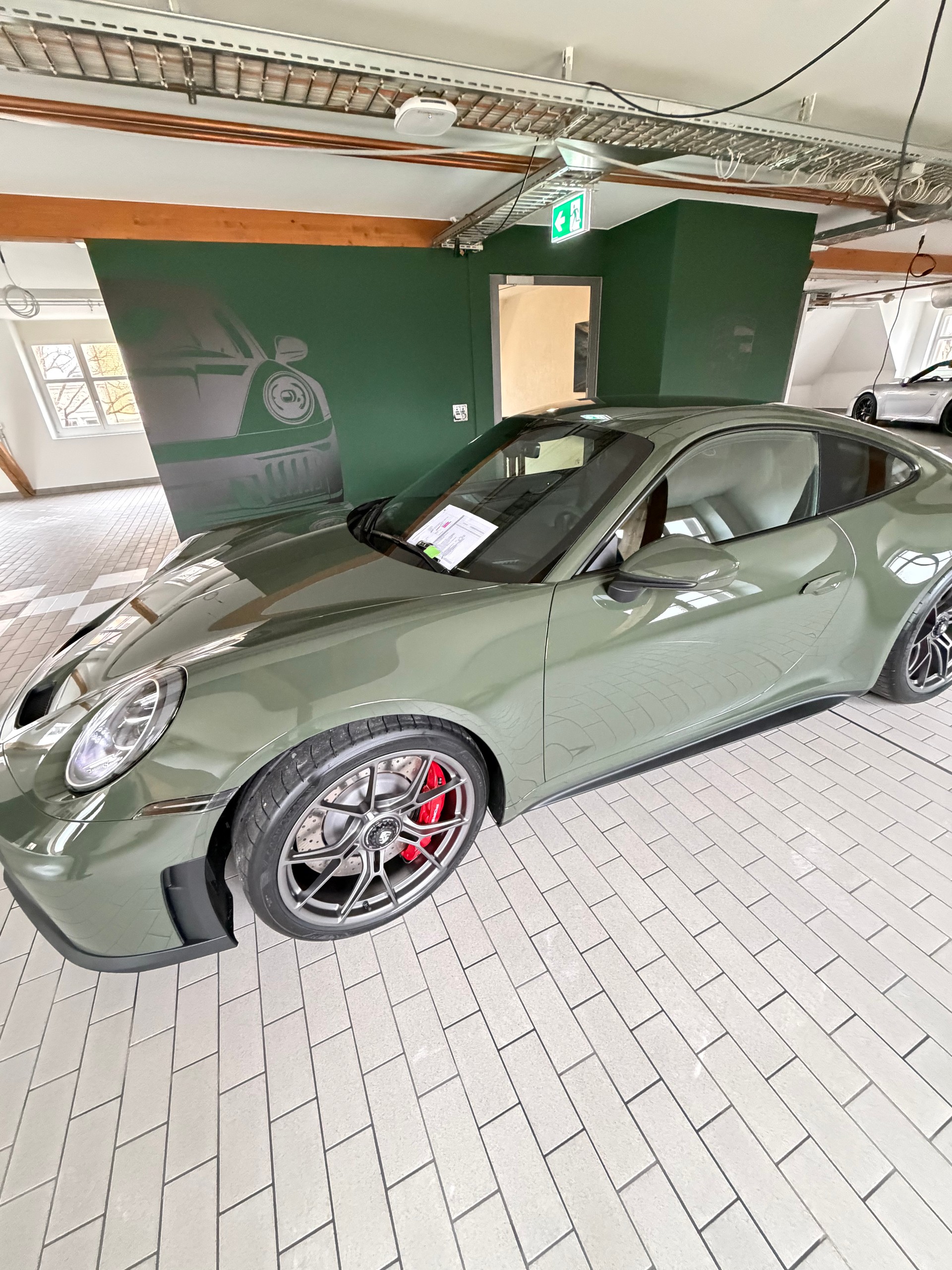 PORSCHE 4.0 GT3 Touring-image-2