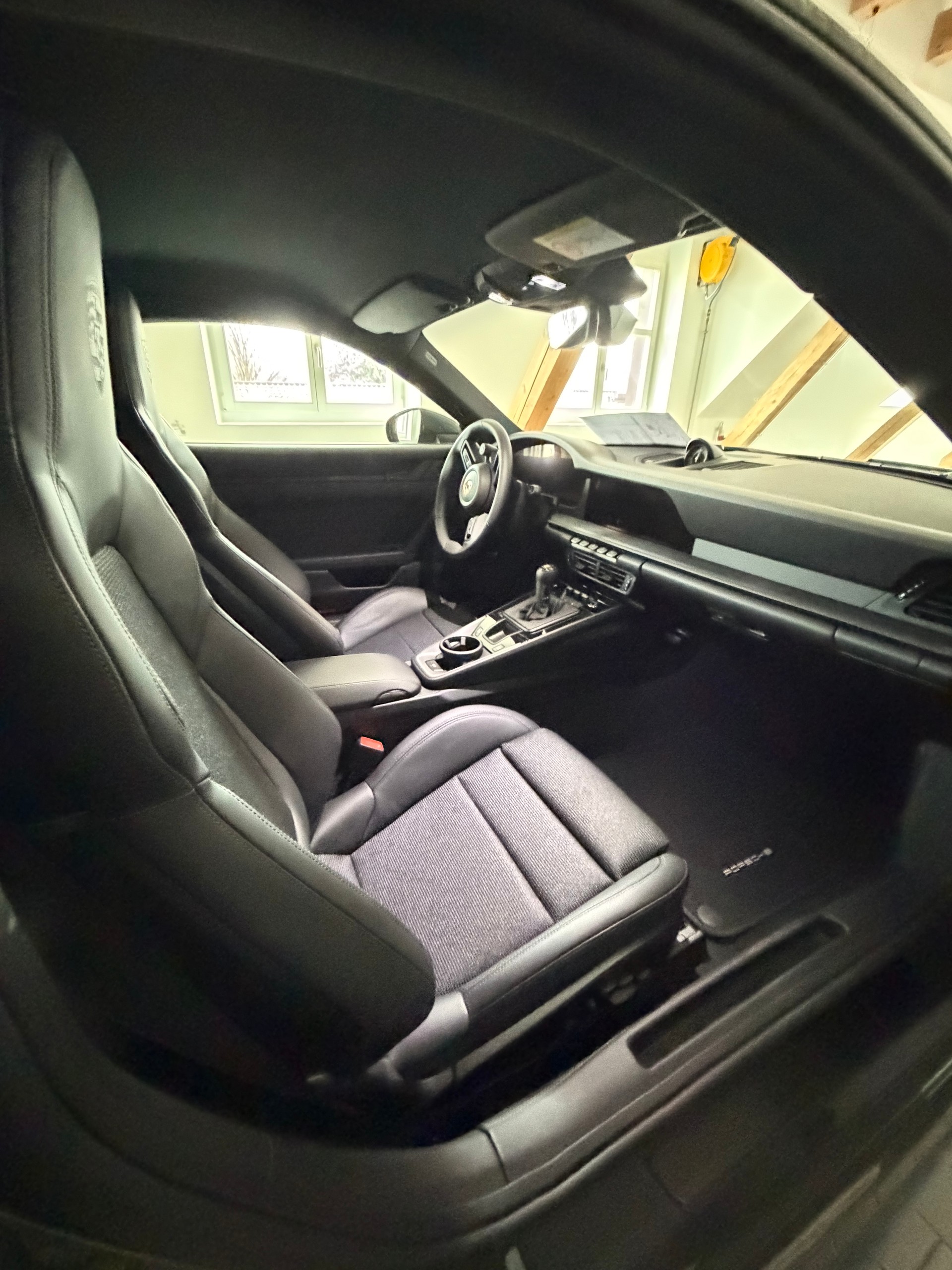 PORSCHE 4.0 GT3 Touring-image-3