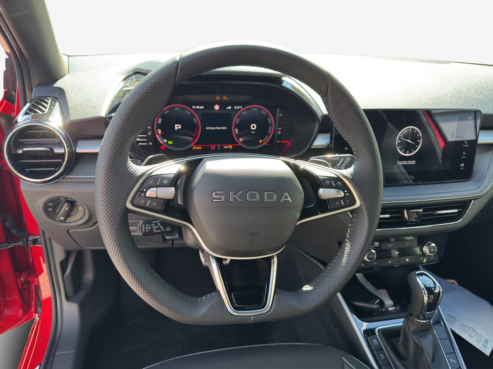 SKODA Fabia 1.5 TSI 130 DSG-image-9