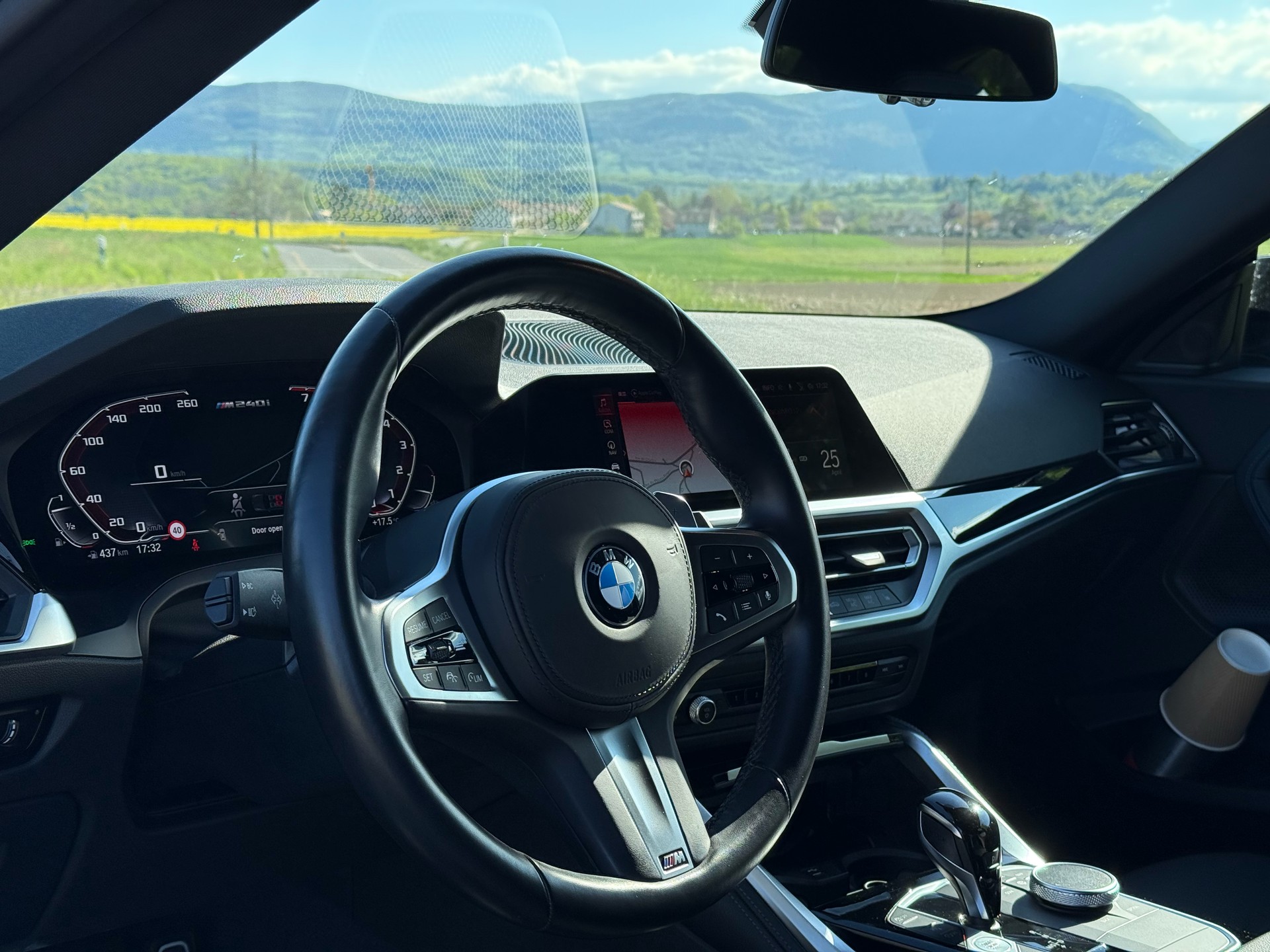 BMW M240i xDrive-image-3