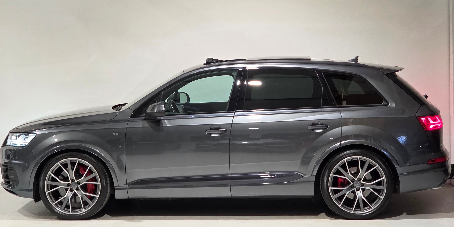AUDI SQ7 4.0 TDI quattro tiptronic-image-1