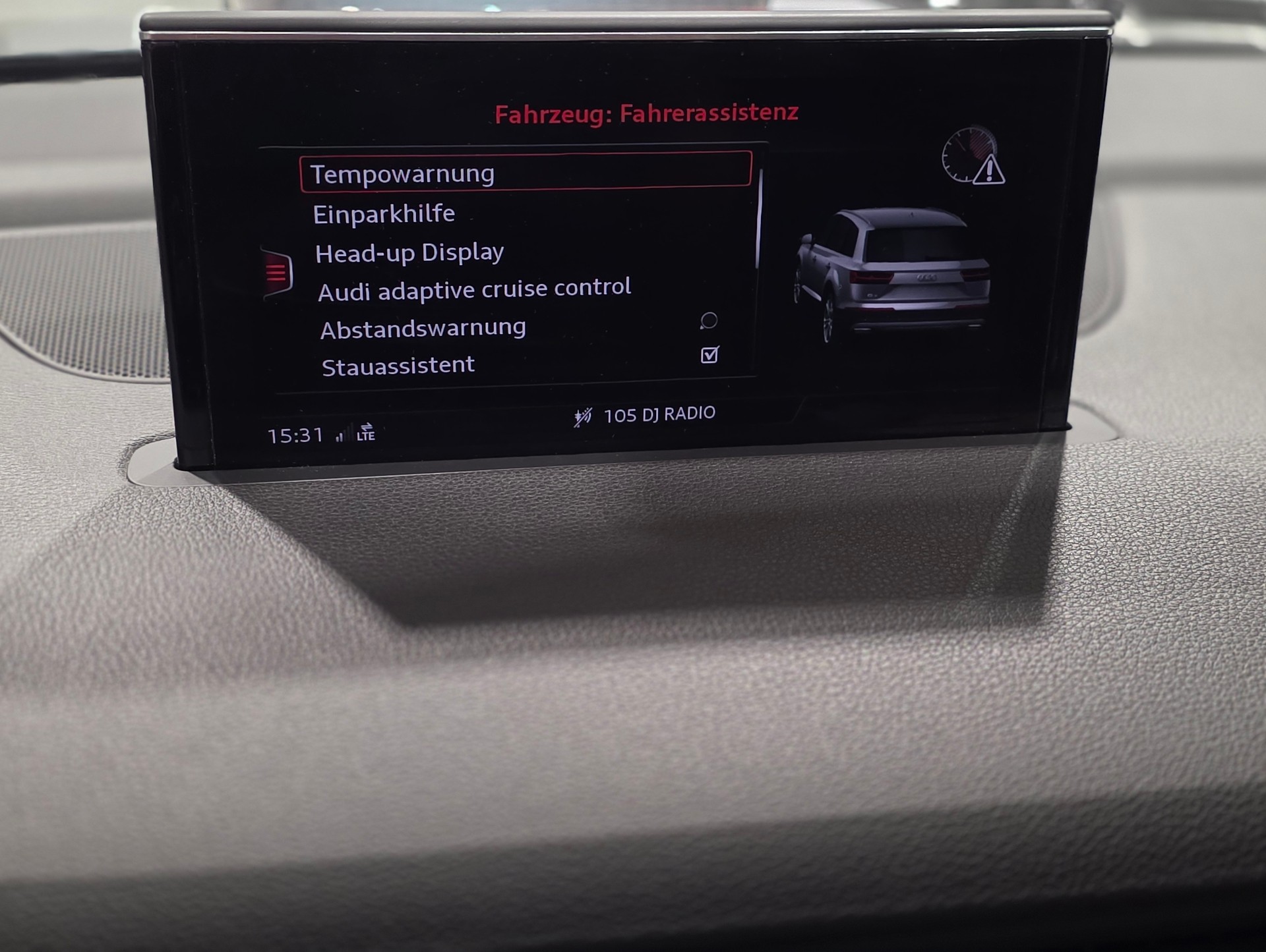 AUDI SQ7 4.0 TDI quattro tiptronic-image-9