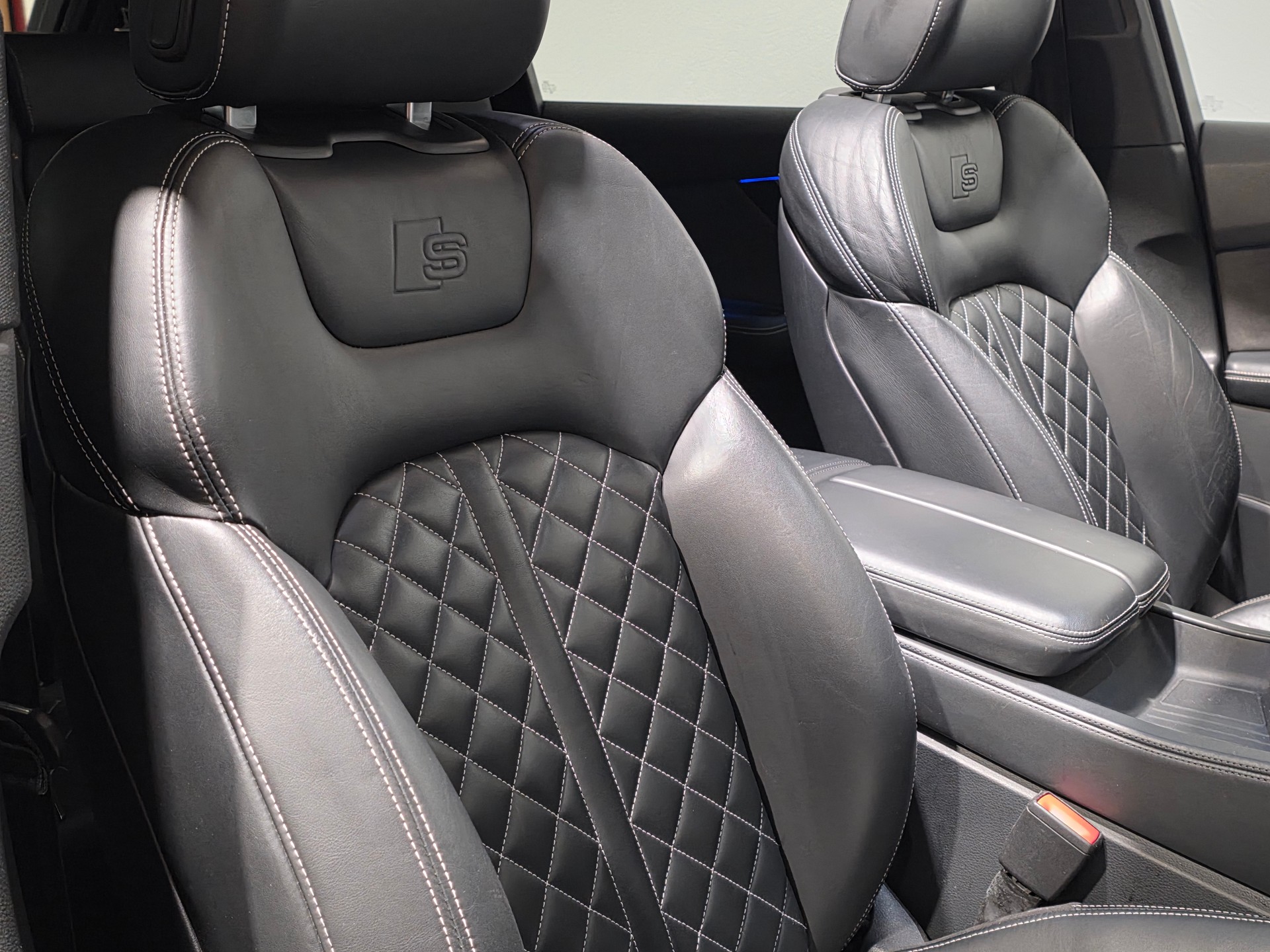 AUDI SQ7 4.0 TDI quattro tiptronic-image-19